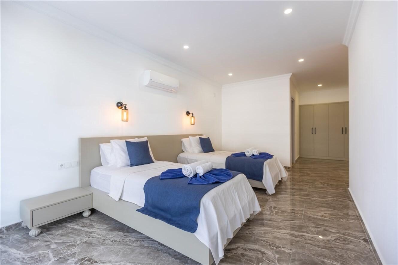 Villa Royal Hills 1 — 86