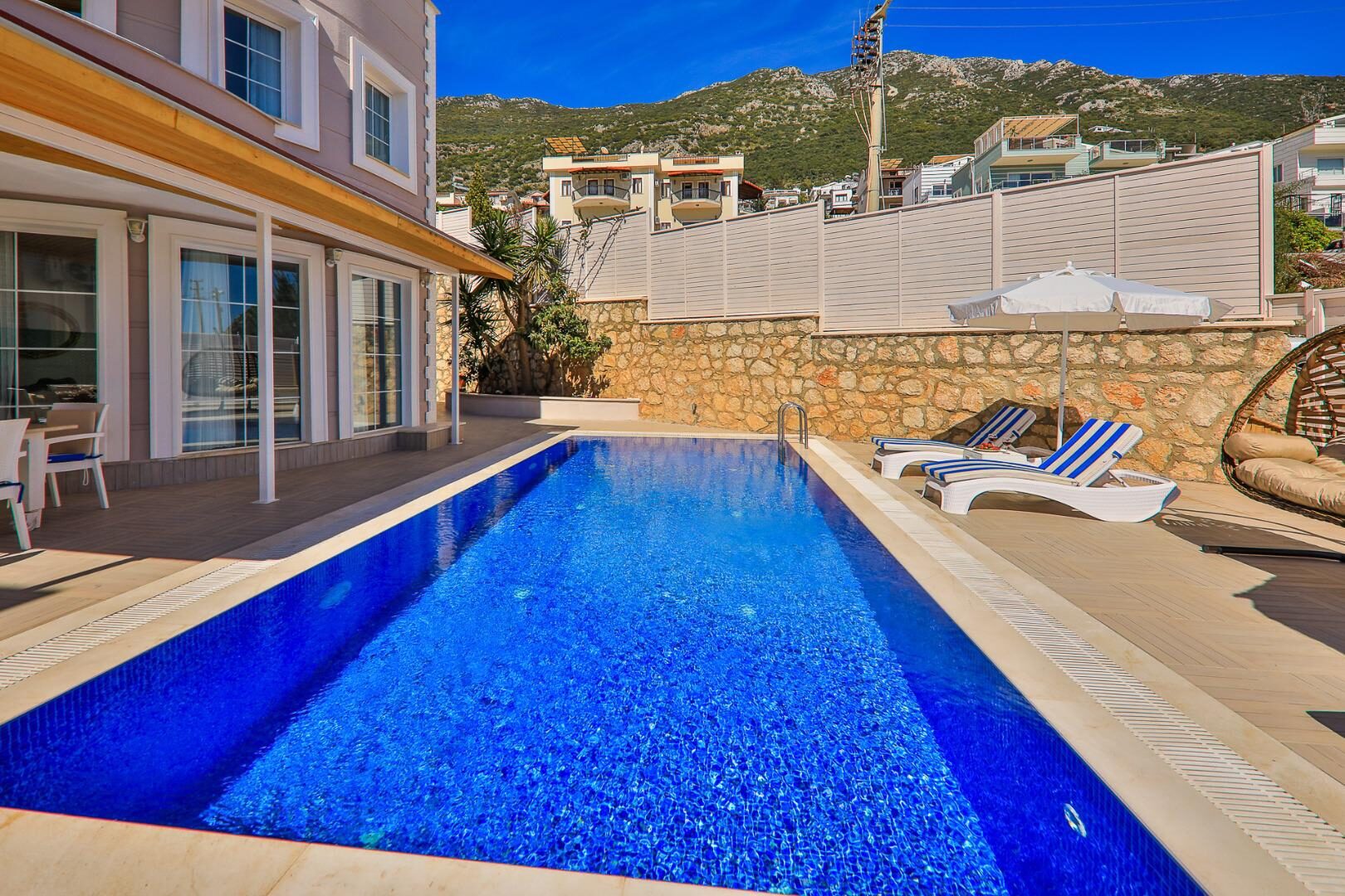 Villa Bitcoin — 36