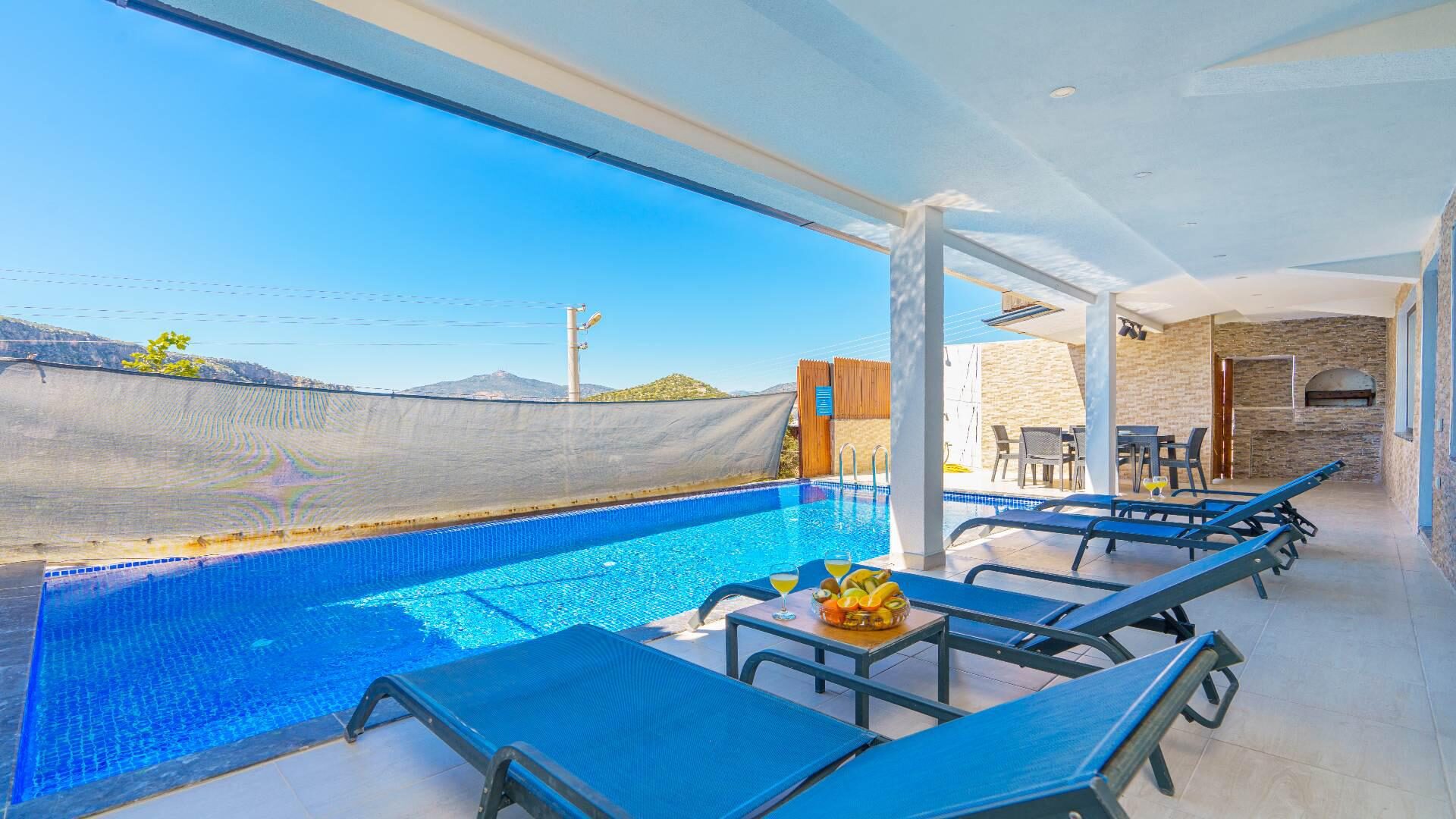 Villa Yaz 3 — 6
