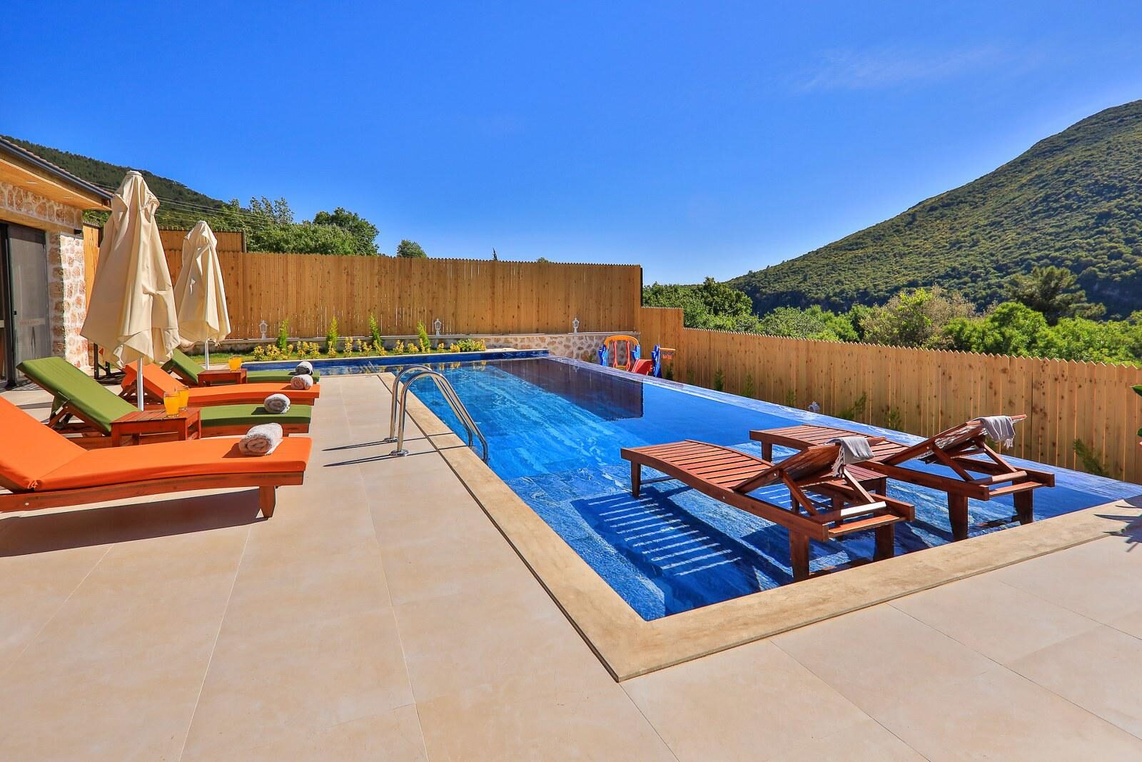 Villa Aden — 32