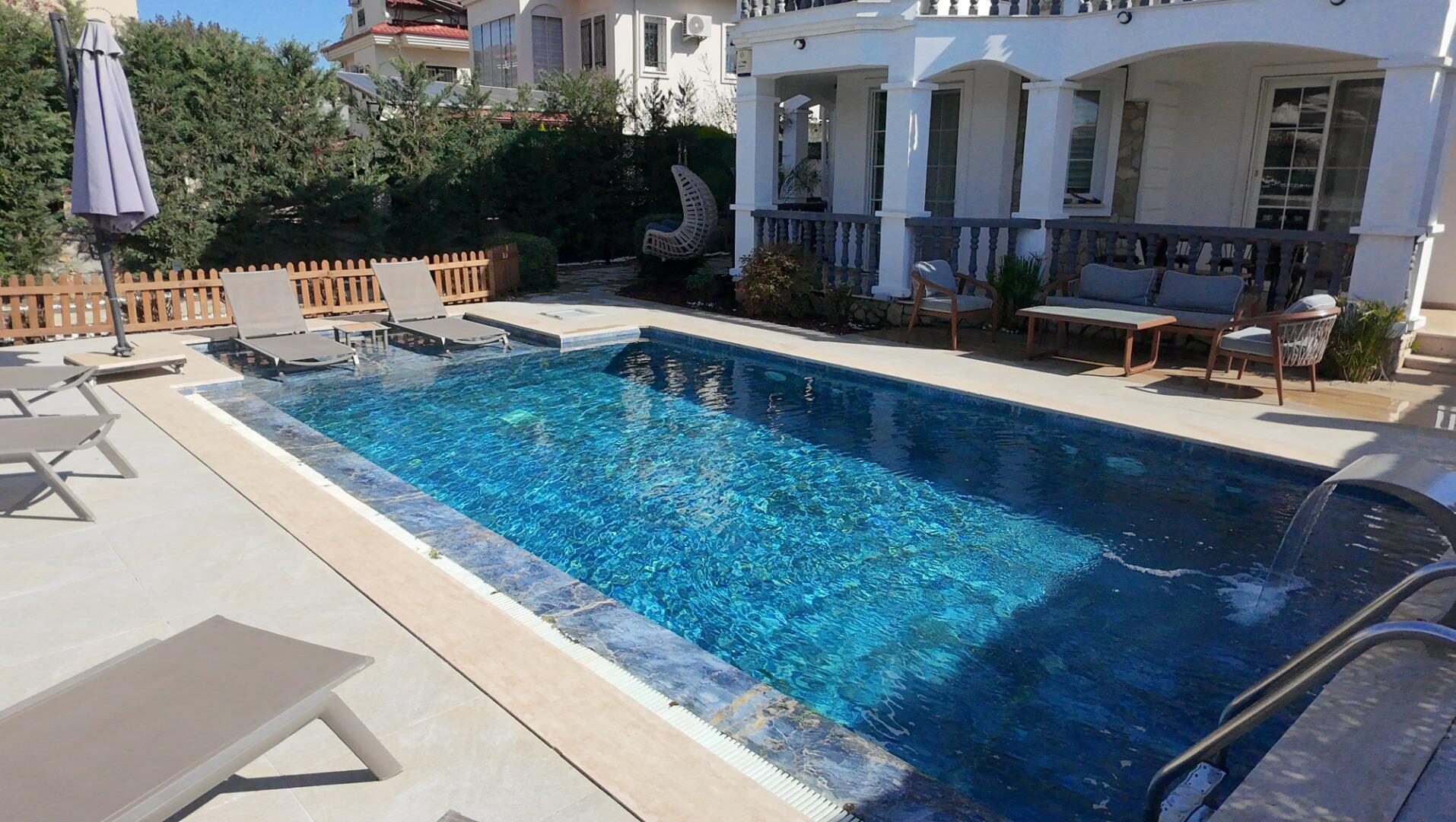 Villa Nazende — 1