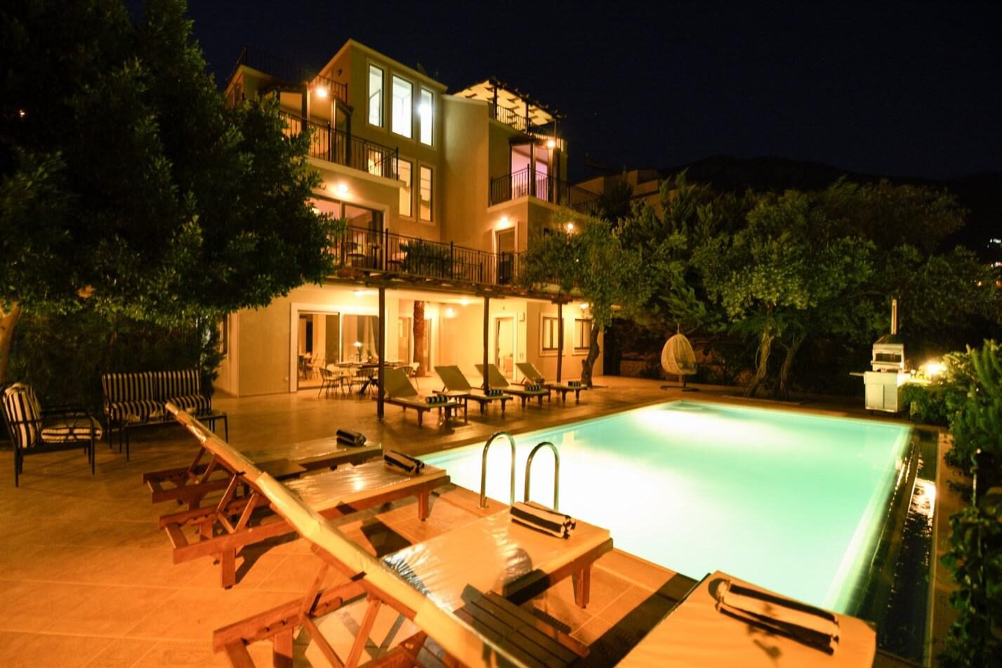 Villa Hüsam — 10