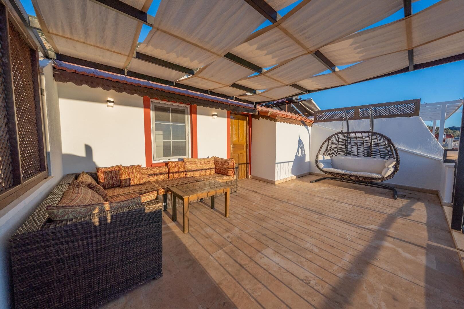 Villa Caledonia — 8