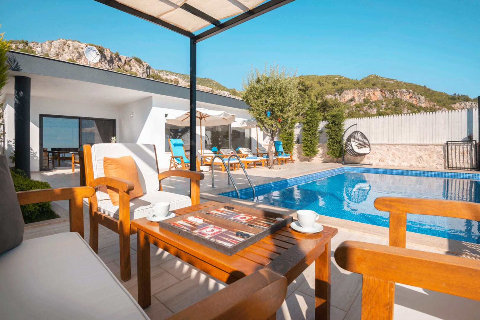 Villa Aklar 1 — 1