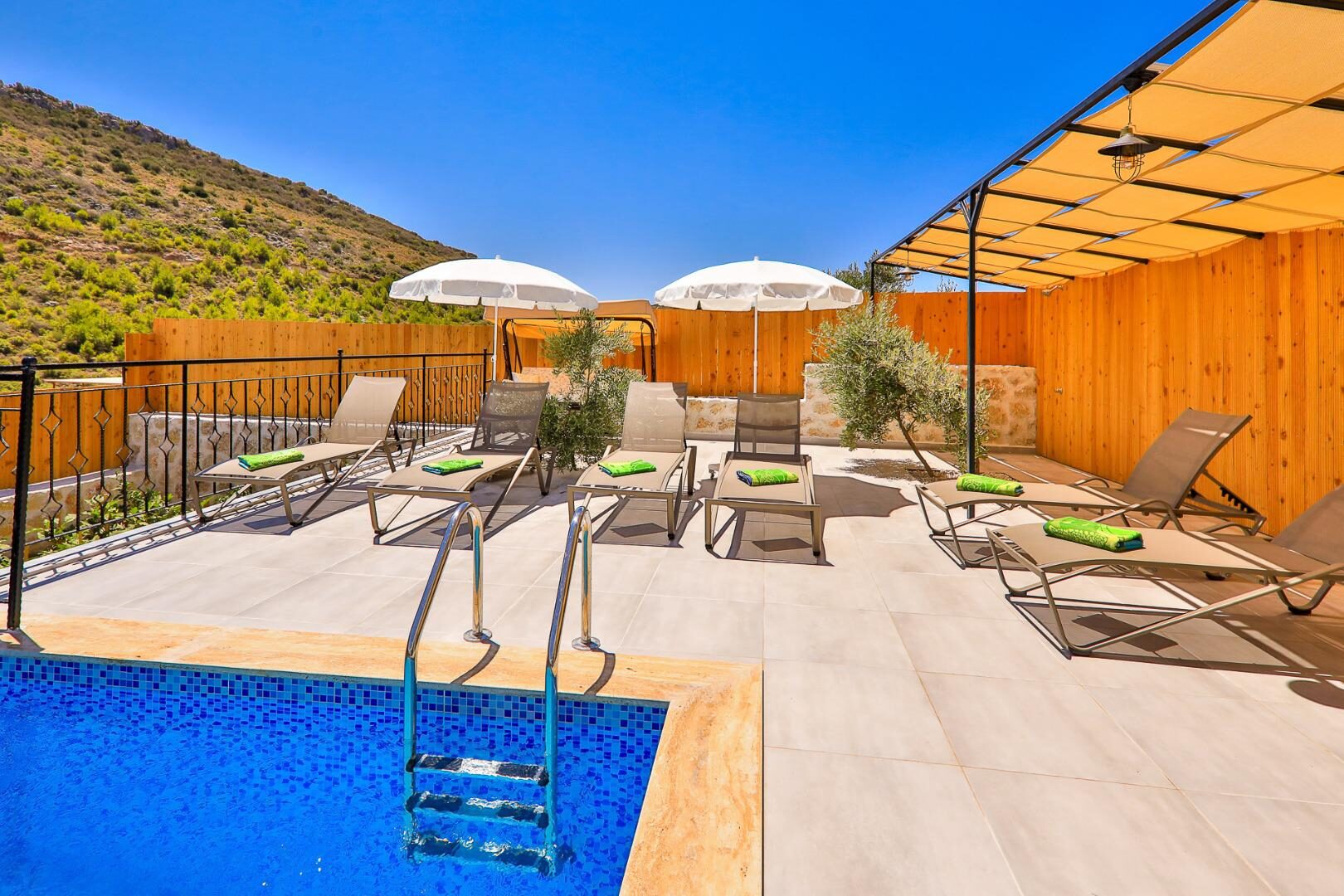 Villa Delfin Green — 9