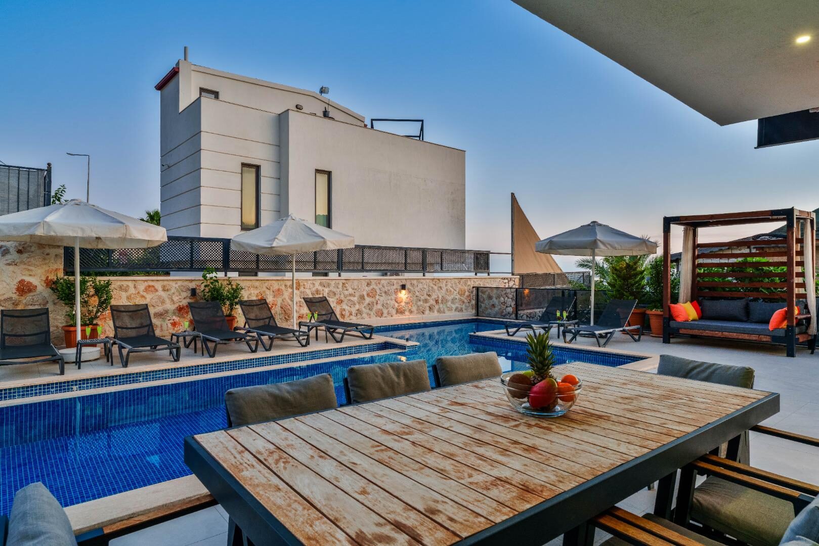 Villa Cassa — 15