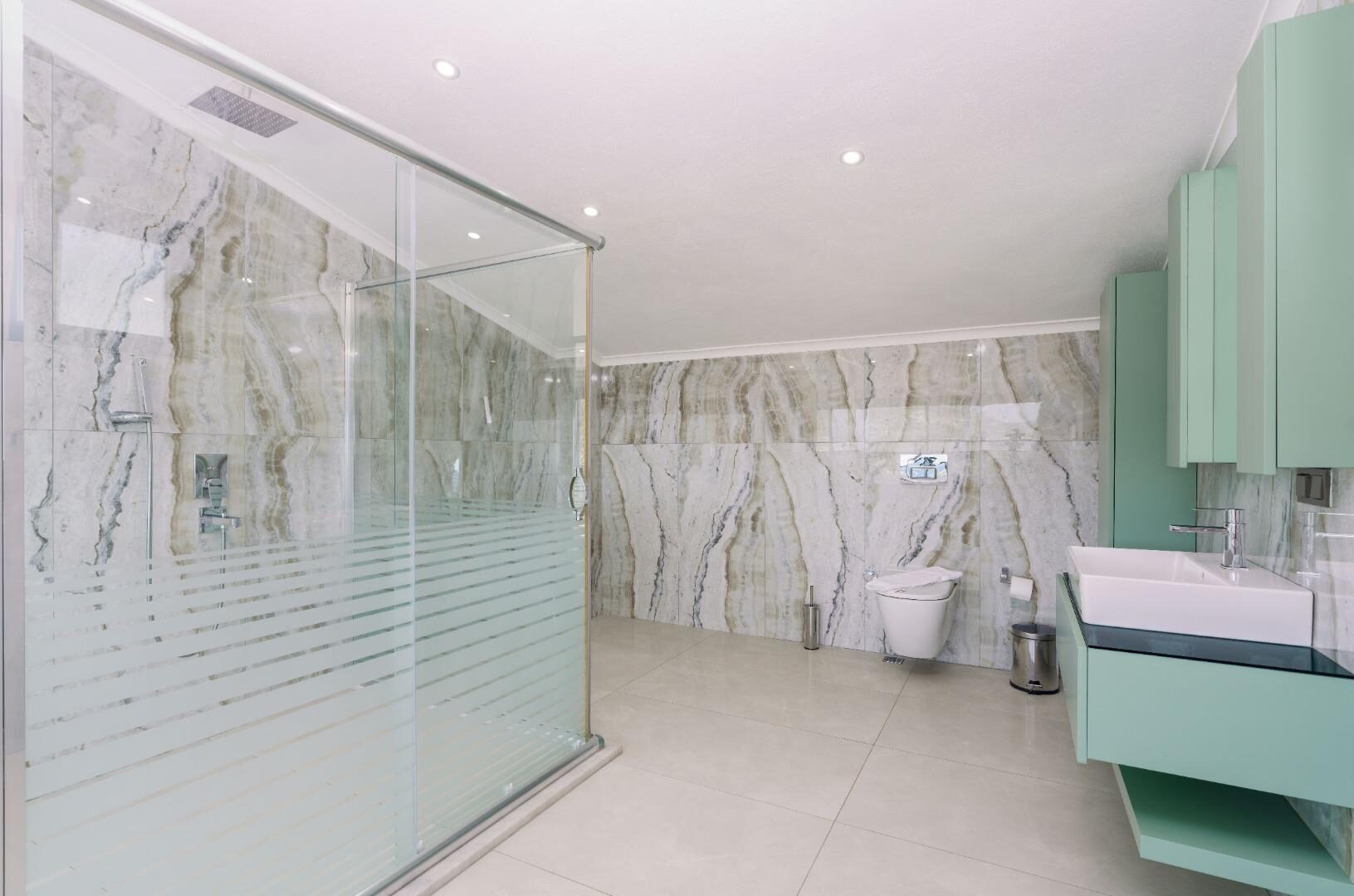 Villa Cassa — 32