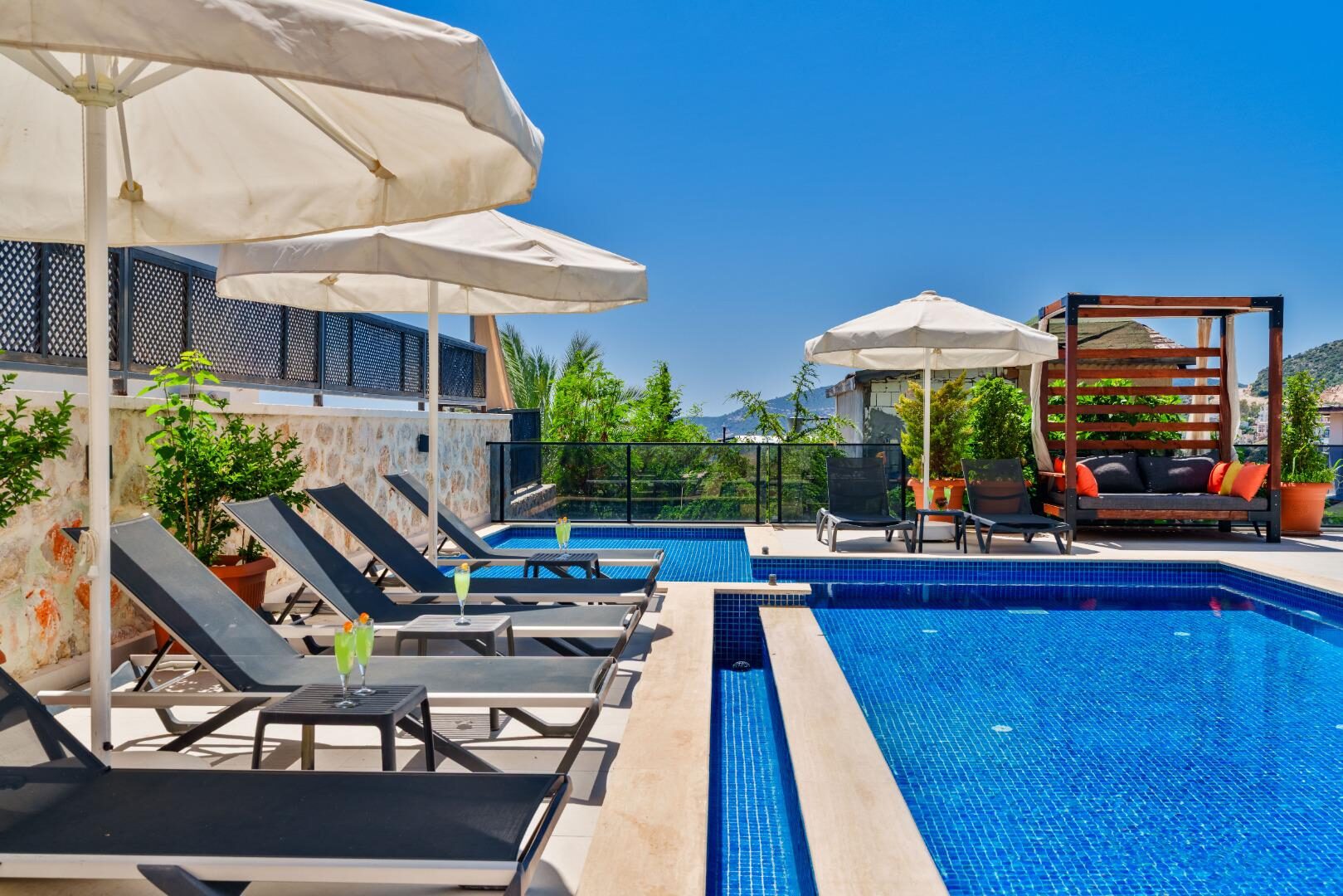 Villa Cassa — 78