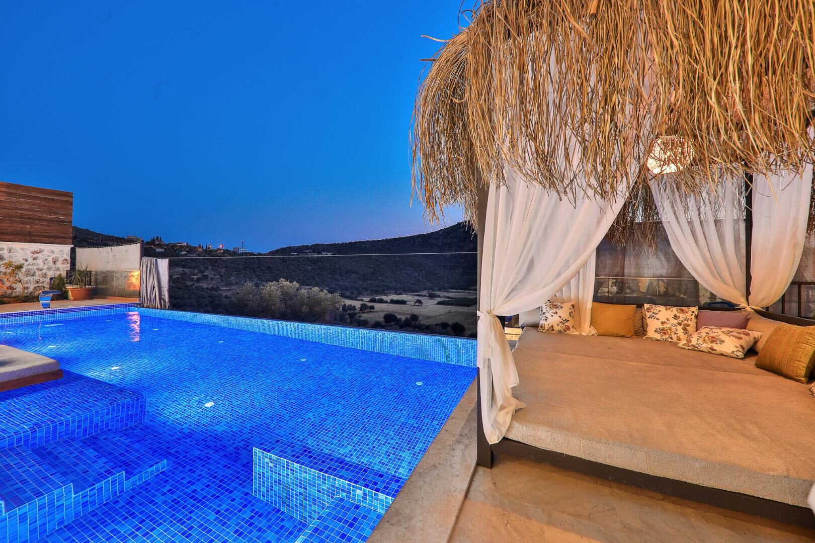 Villa Glorious — 37