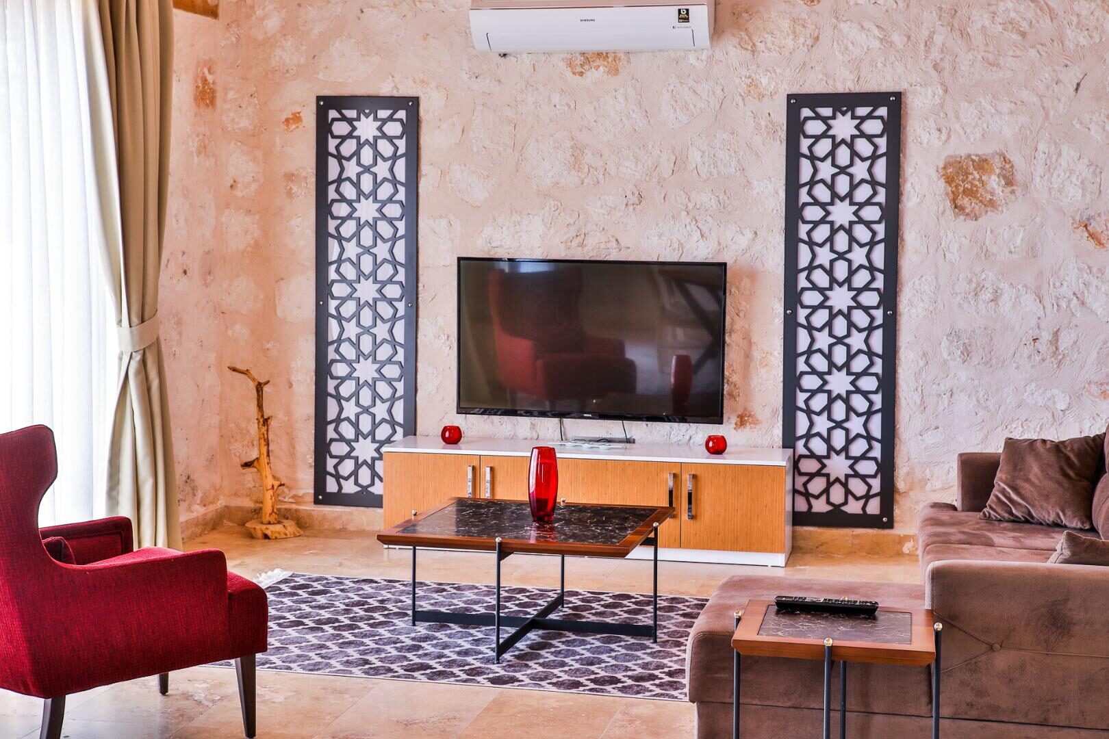 Villa Alaca — 8
