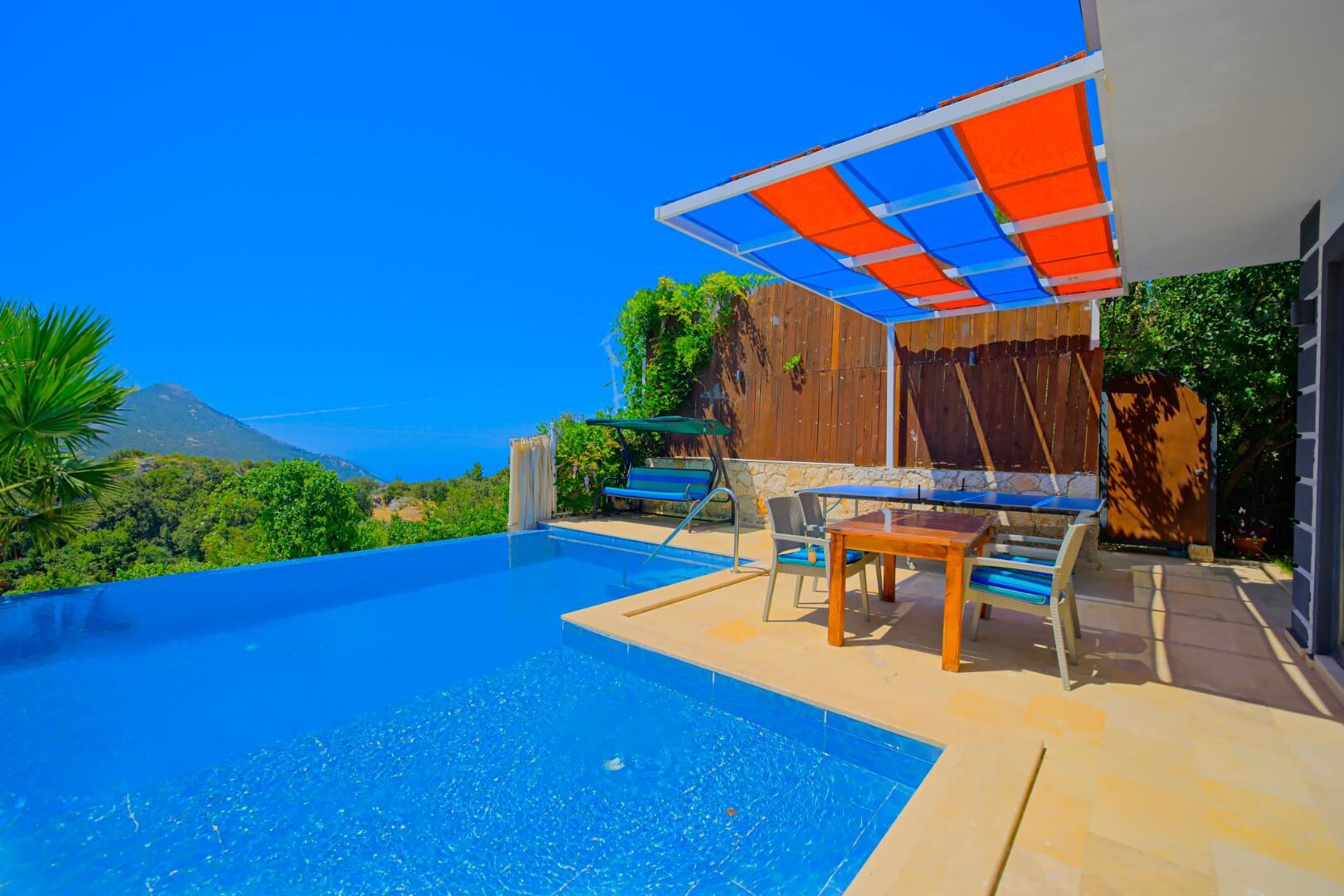 Villa Tepes — 5