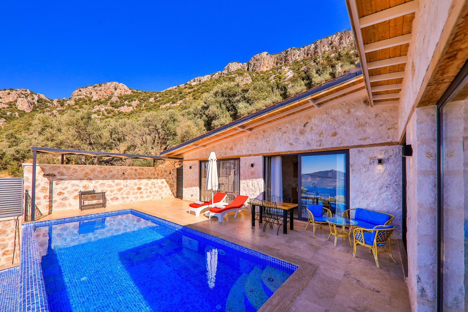Villa Alaca — 16