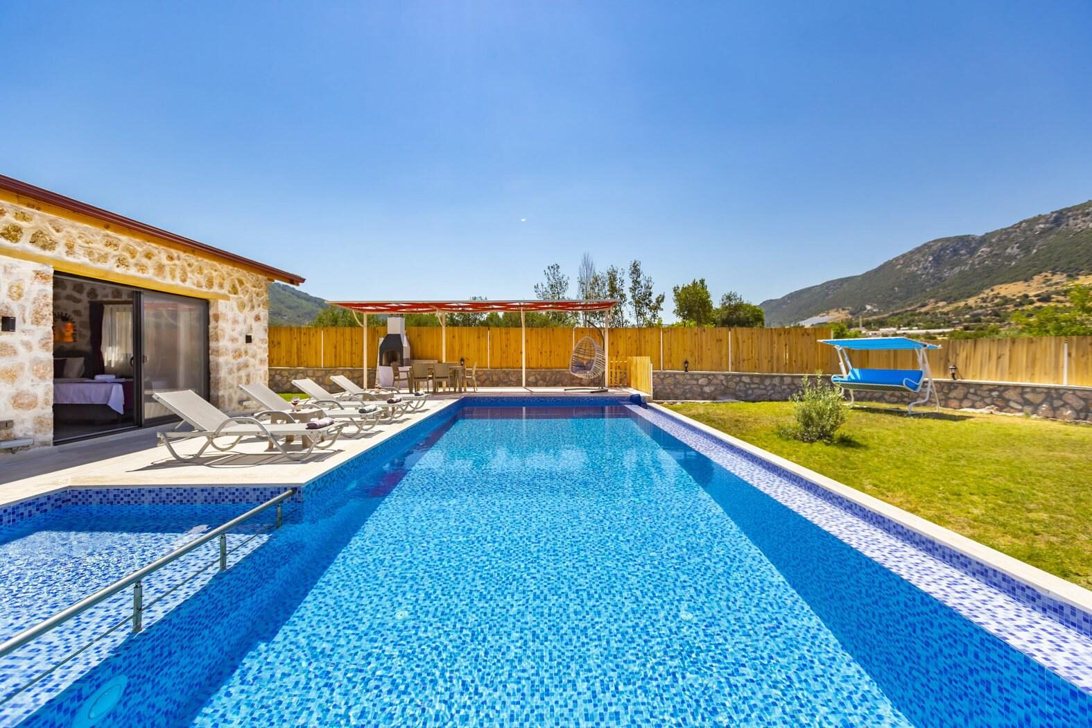 Villa Blue Bird — 11