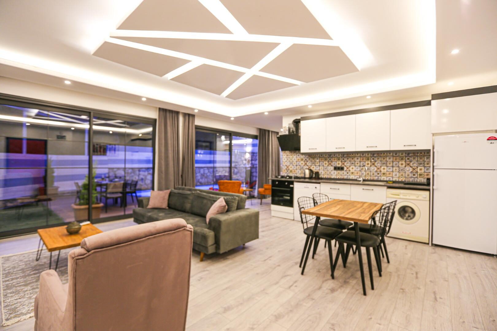Villa Cazibe — 7