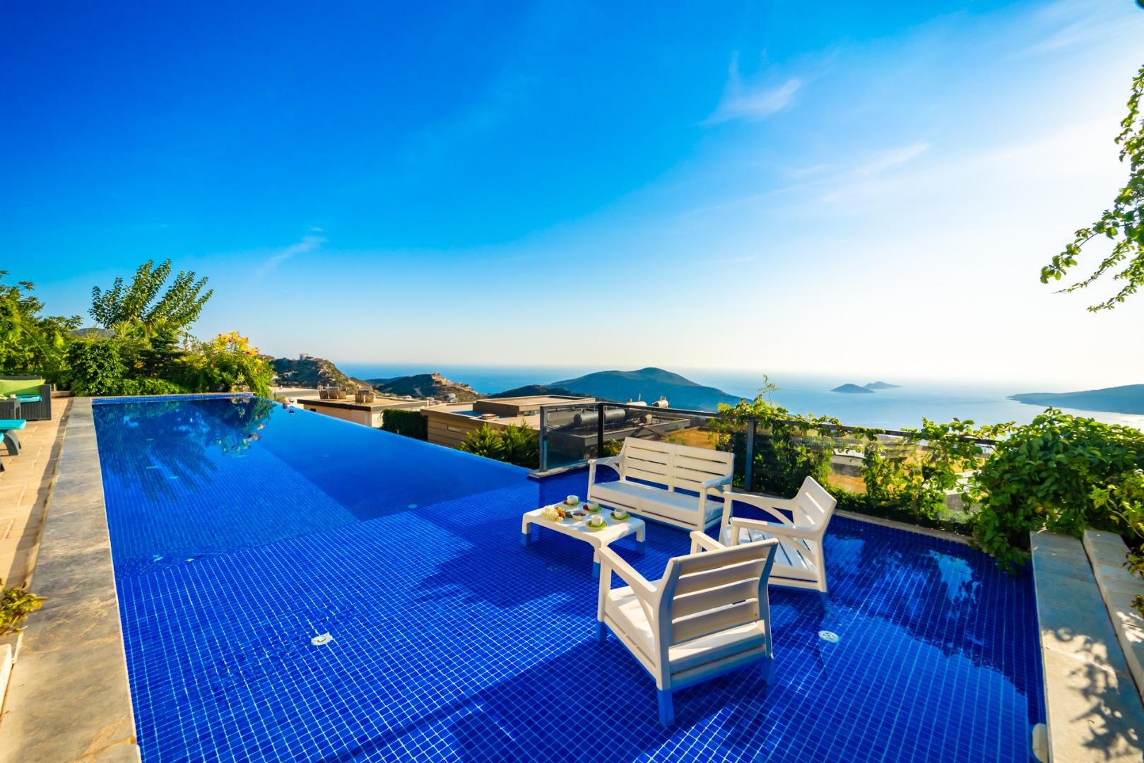 Villa Hyperion — 3