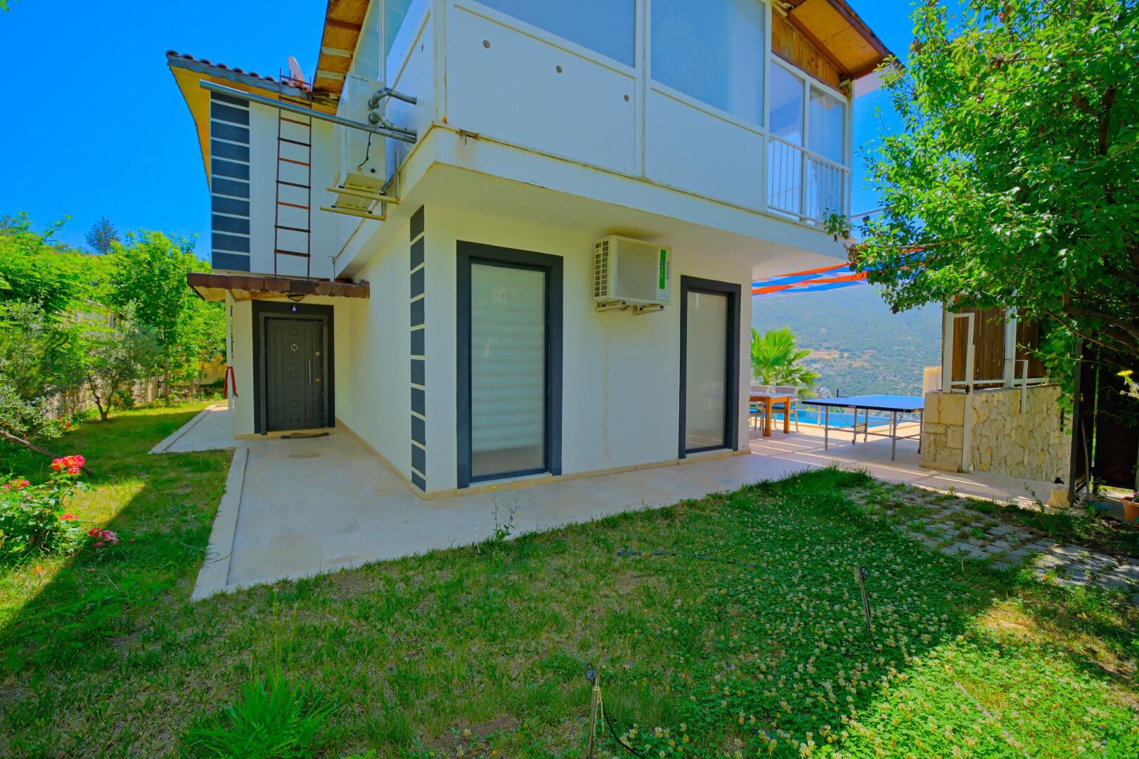 Villa Tepes — 88