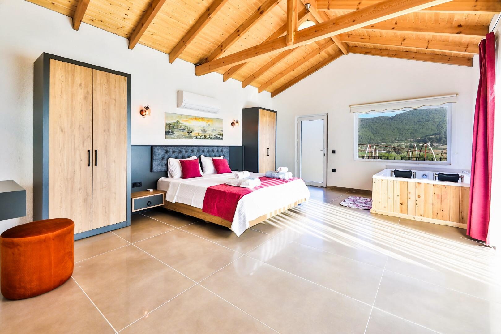 Villa Tawny — 25