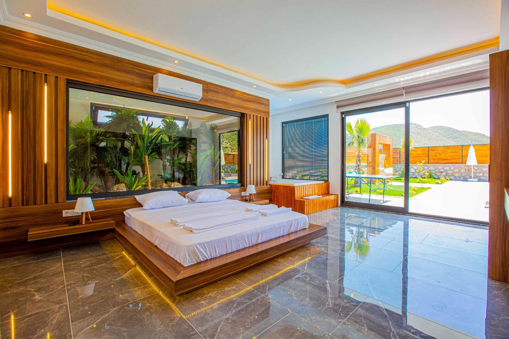Villa Bahamas — 54