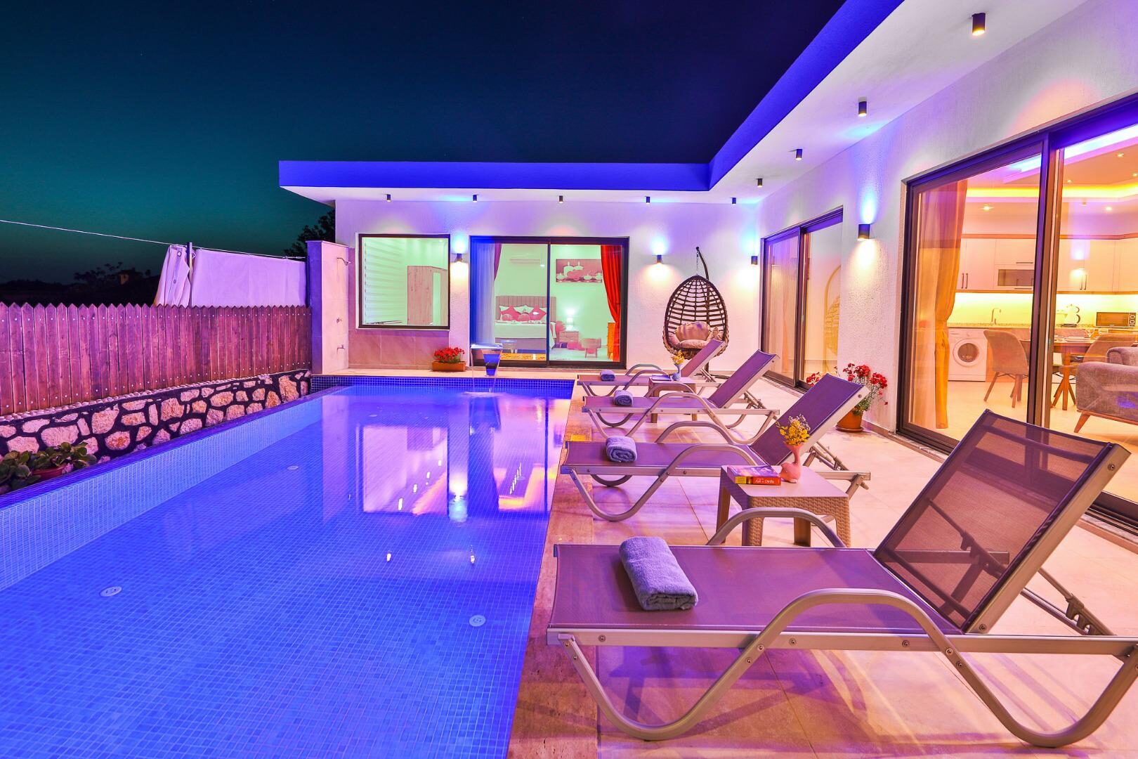 Villa Cancan — 1