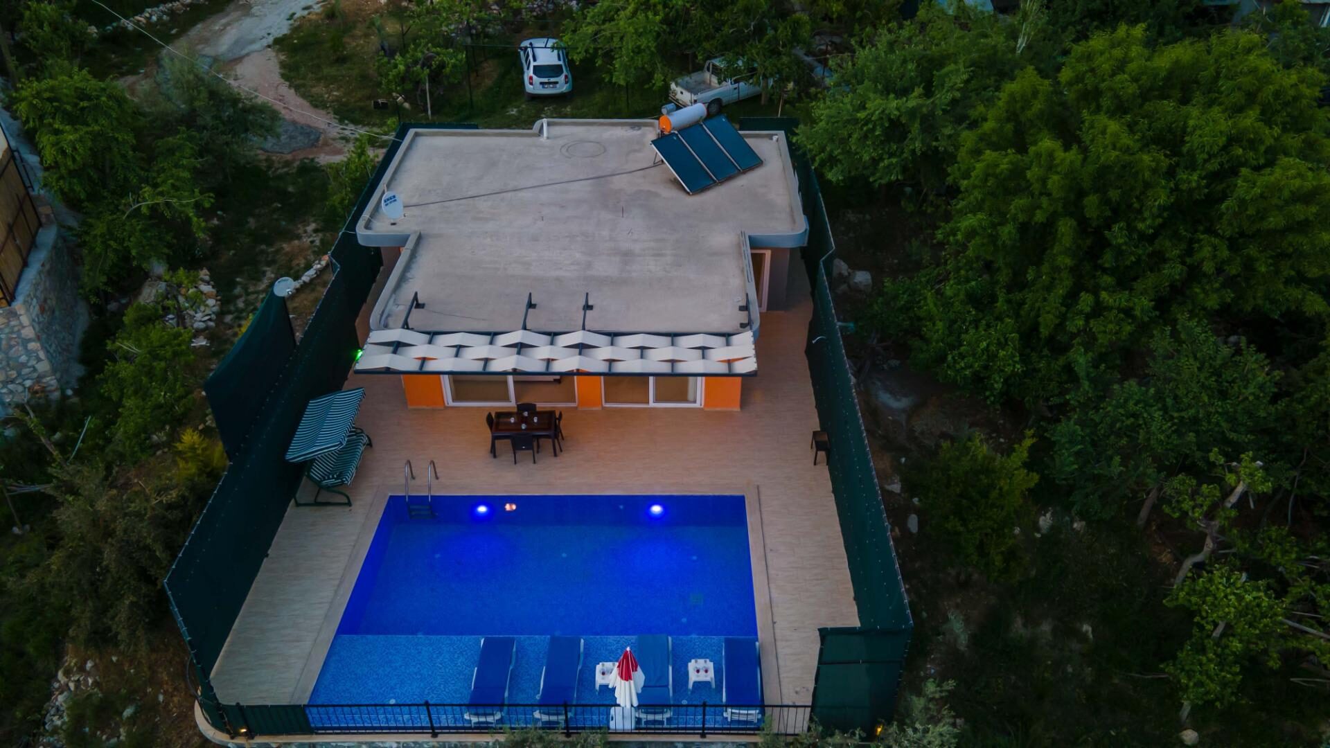 Villa Heves — 14