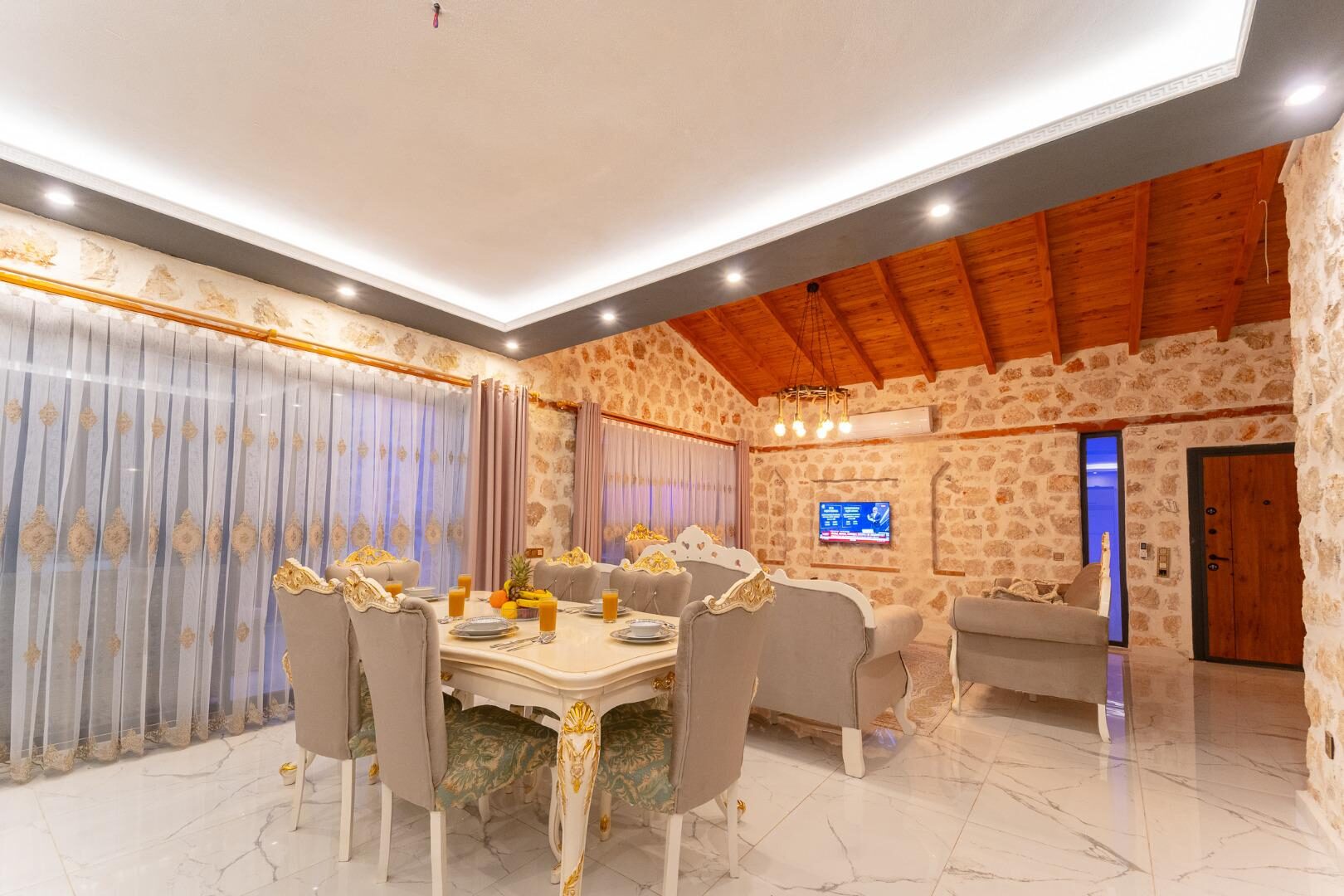 Villa Ayda — 12