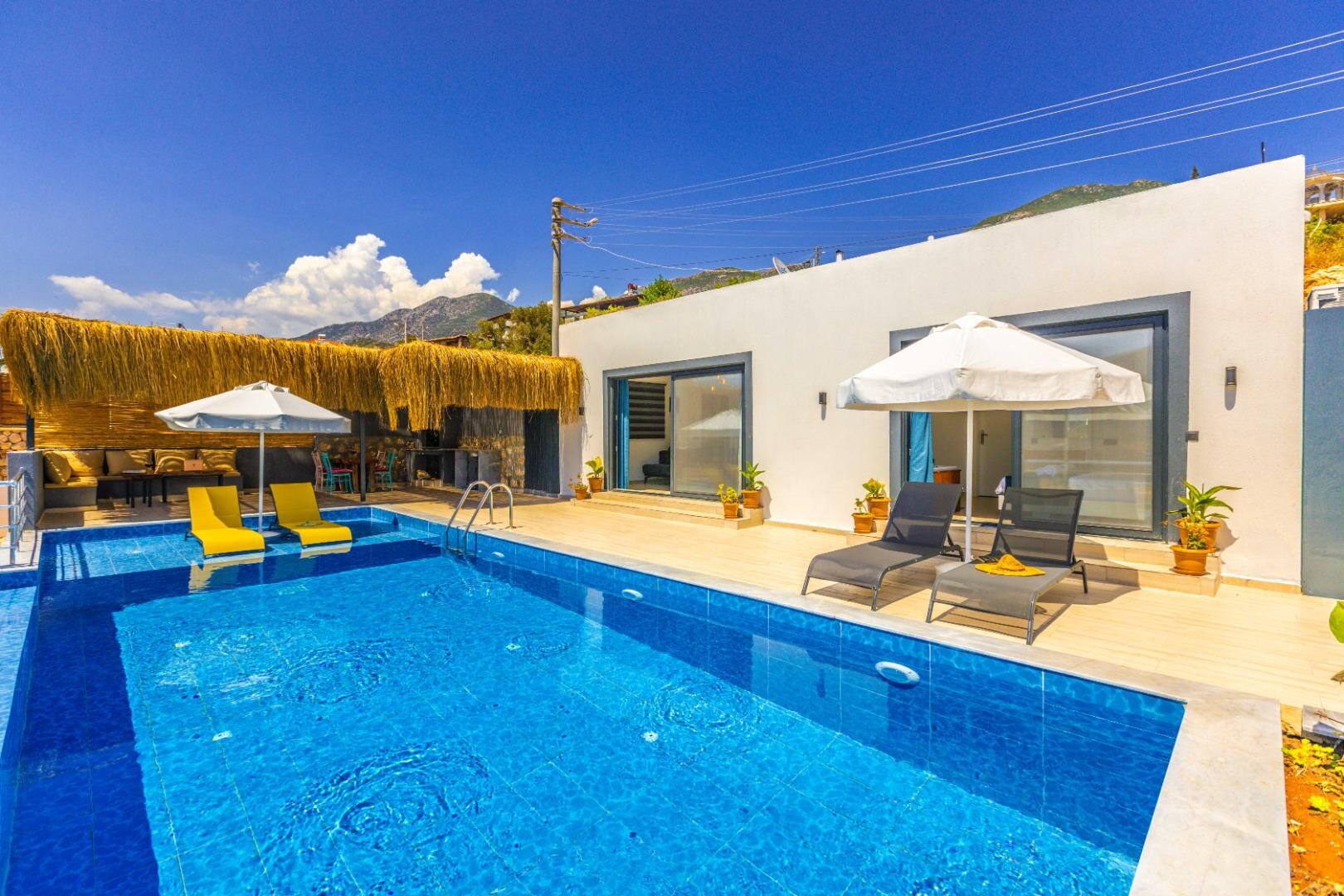 Villa Lambuka — 1