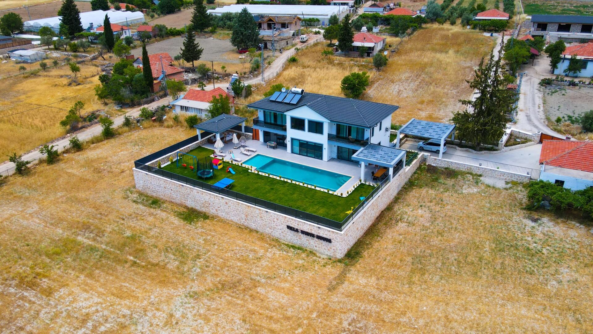 Villa White House Sarıbelen — 36