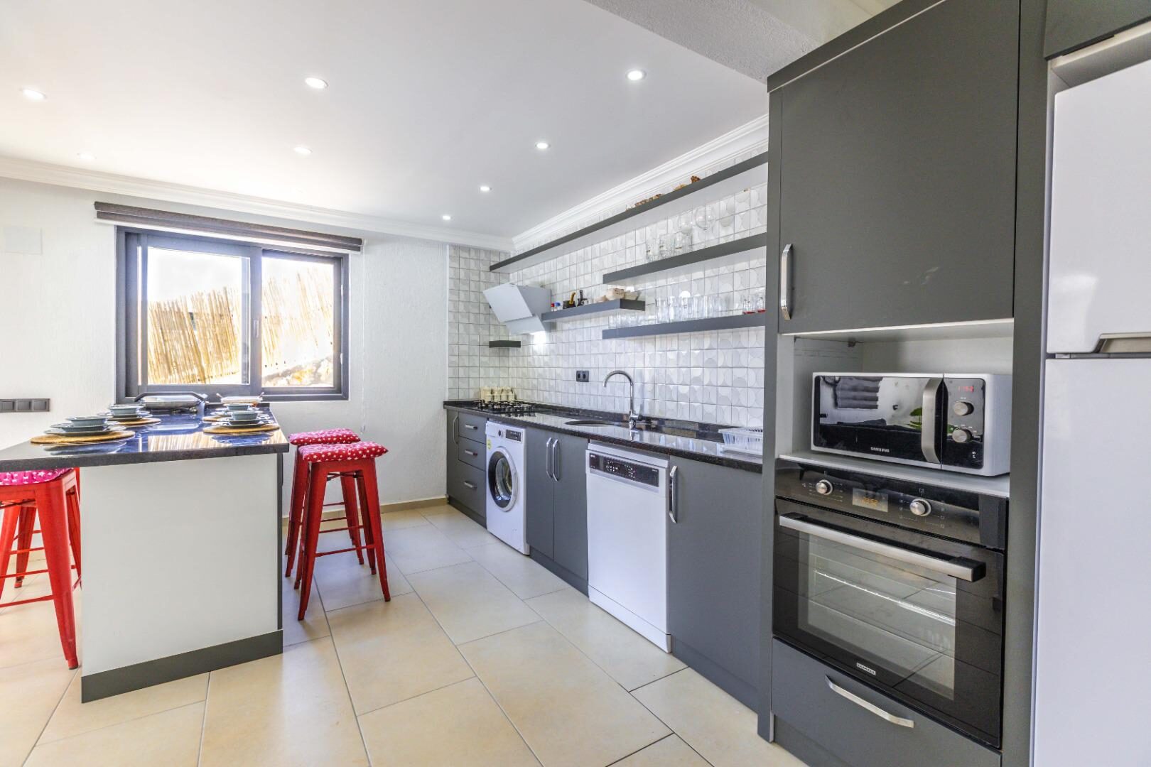 Villa Lambuka — 18
