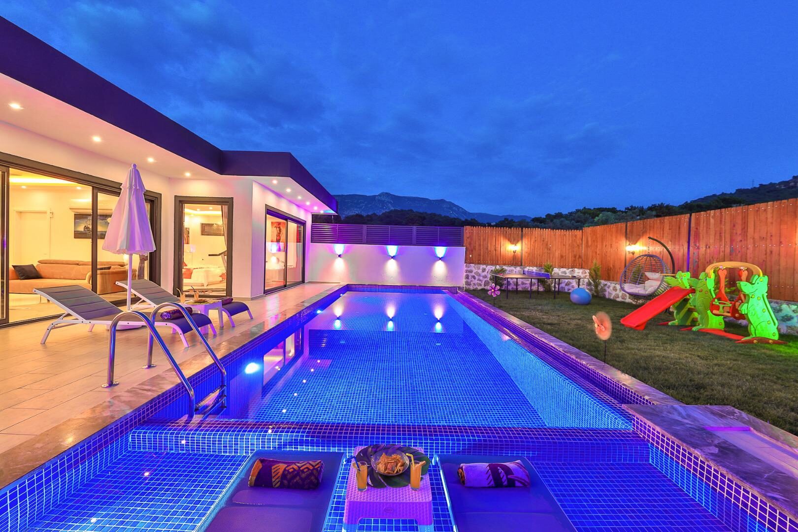 Villa Granada Duo — 6