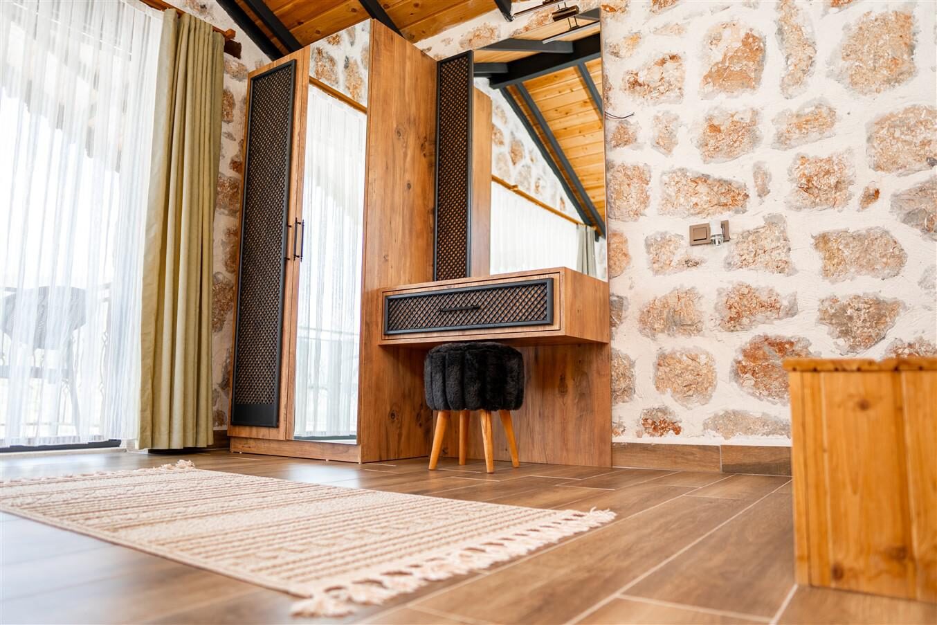 Villa Fiesta — 65