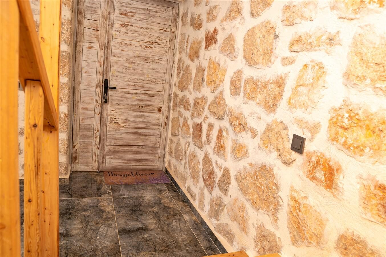 Villa Fiesta — 112