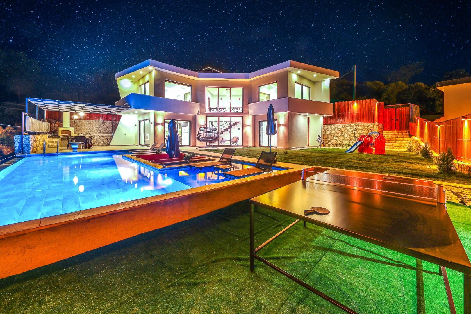 Villa Glass House — 42