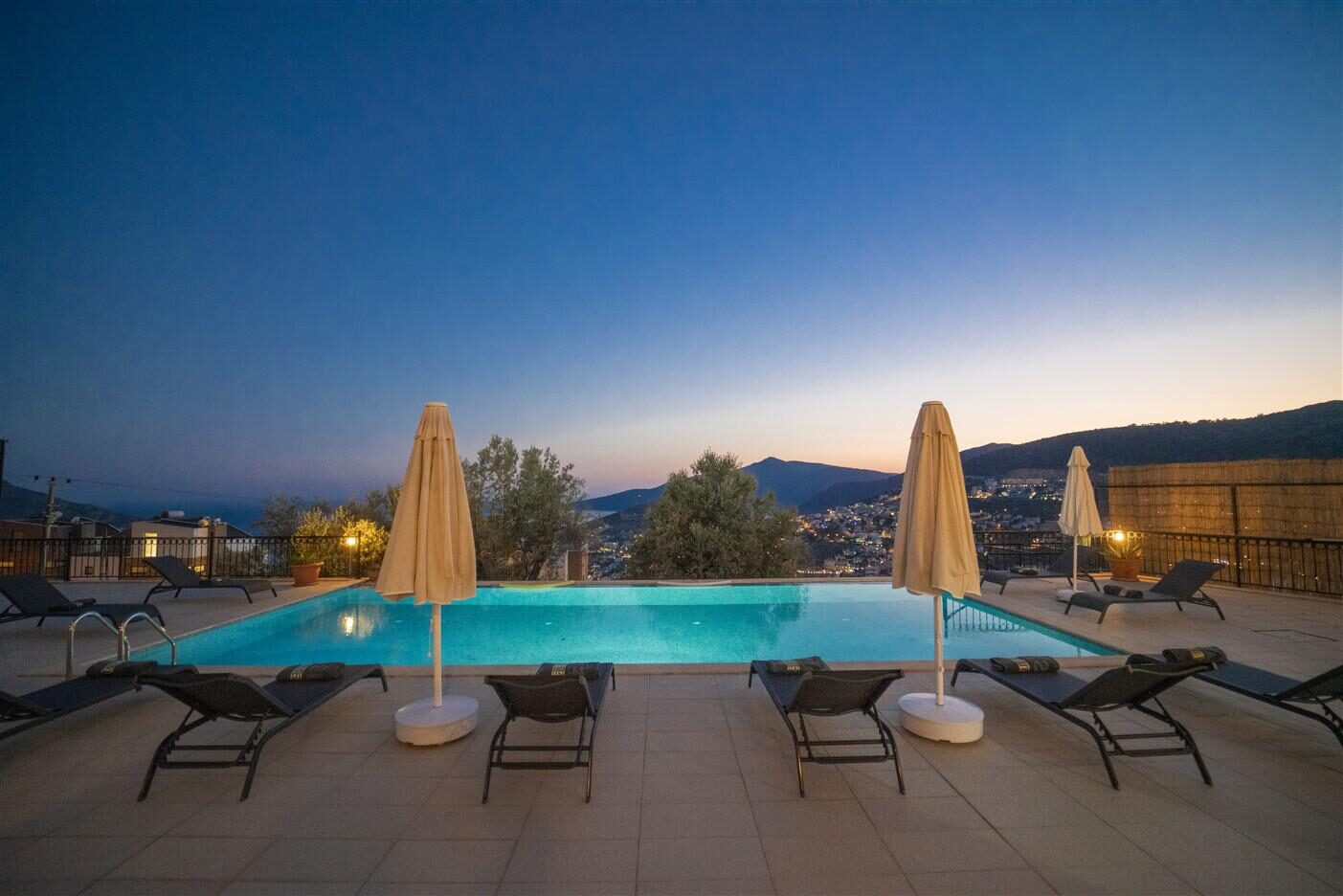 Villa Abis — 13