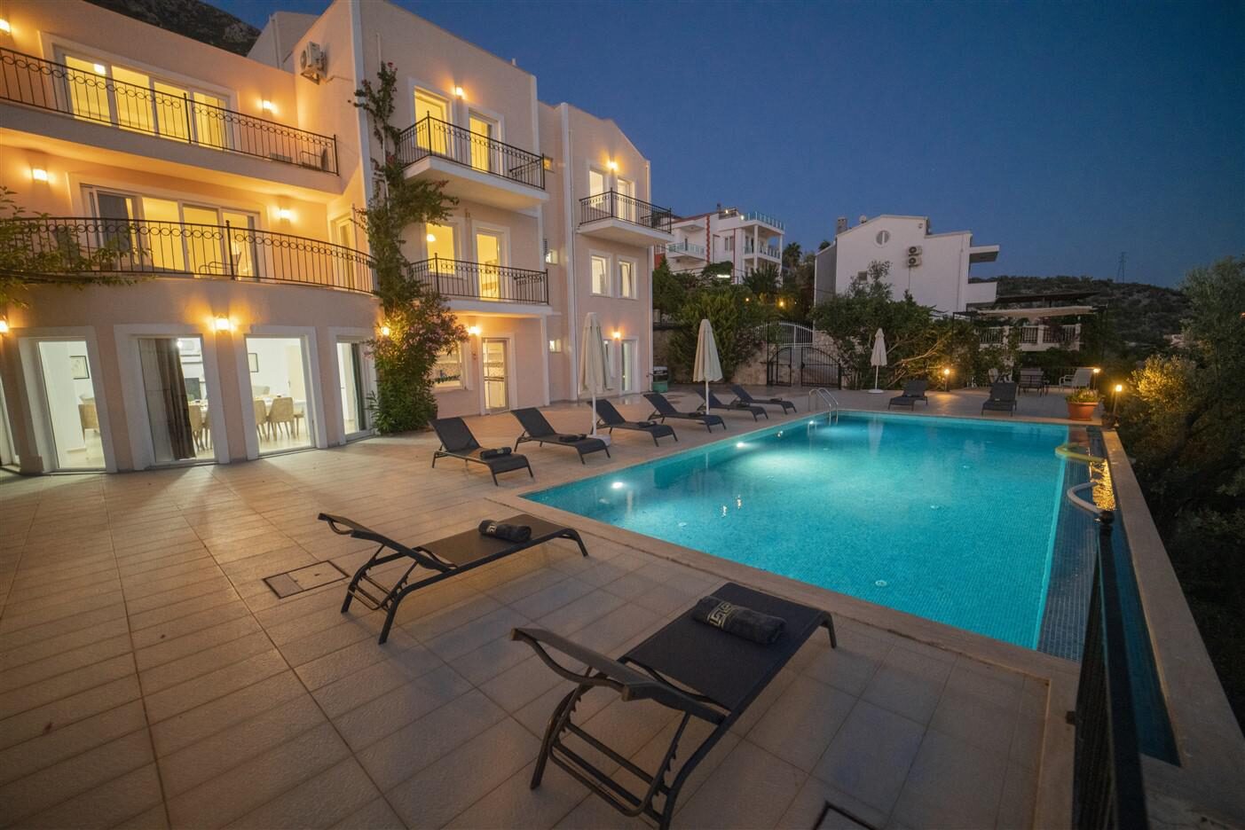 Villa Abis — 16