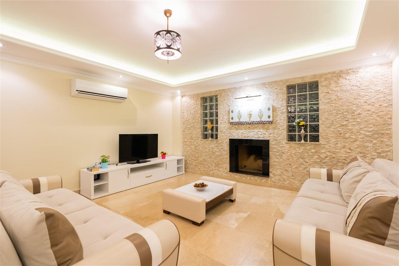 Villa Kral — 111
