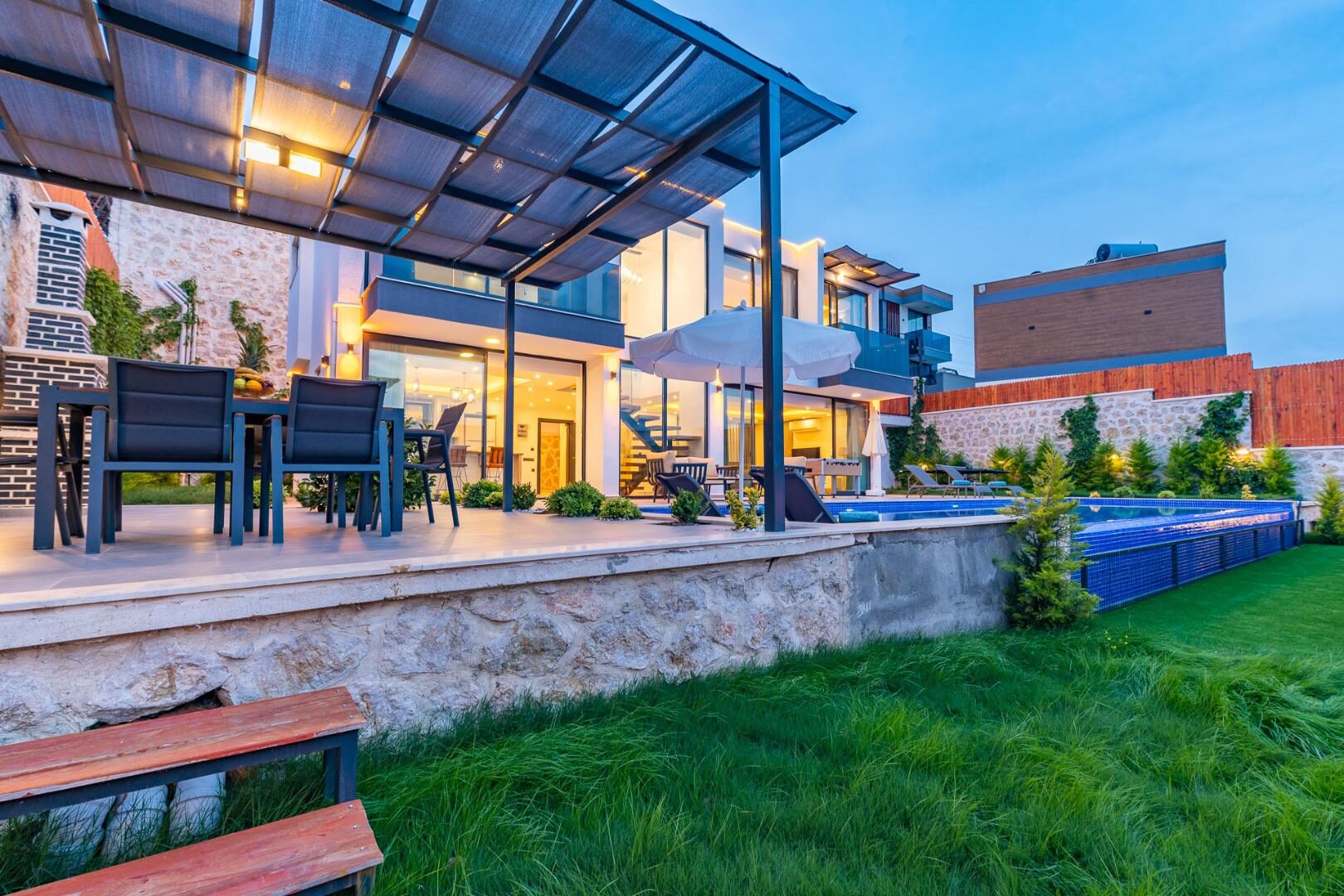 Villa Uçar 2 — 4
