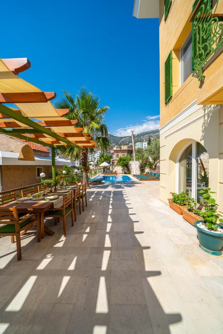 Villa Grande — 6