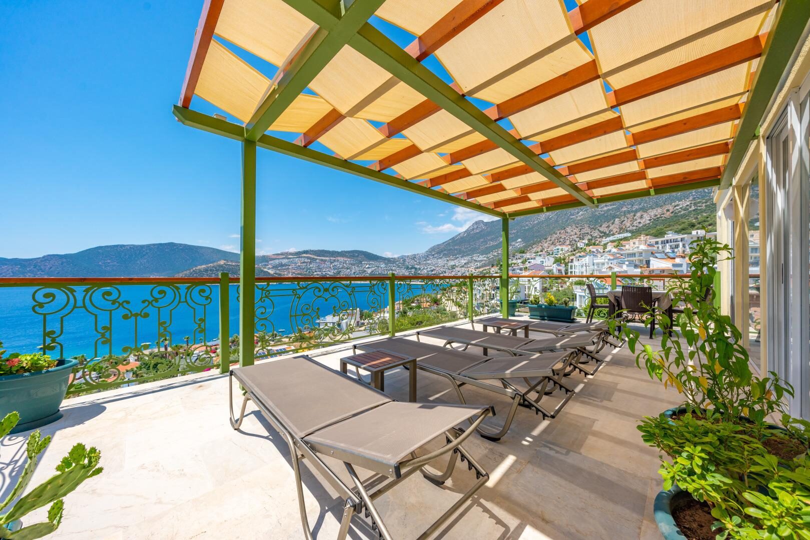 Villa Grande — 16