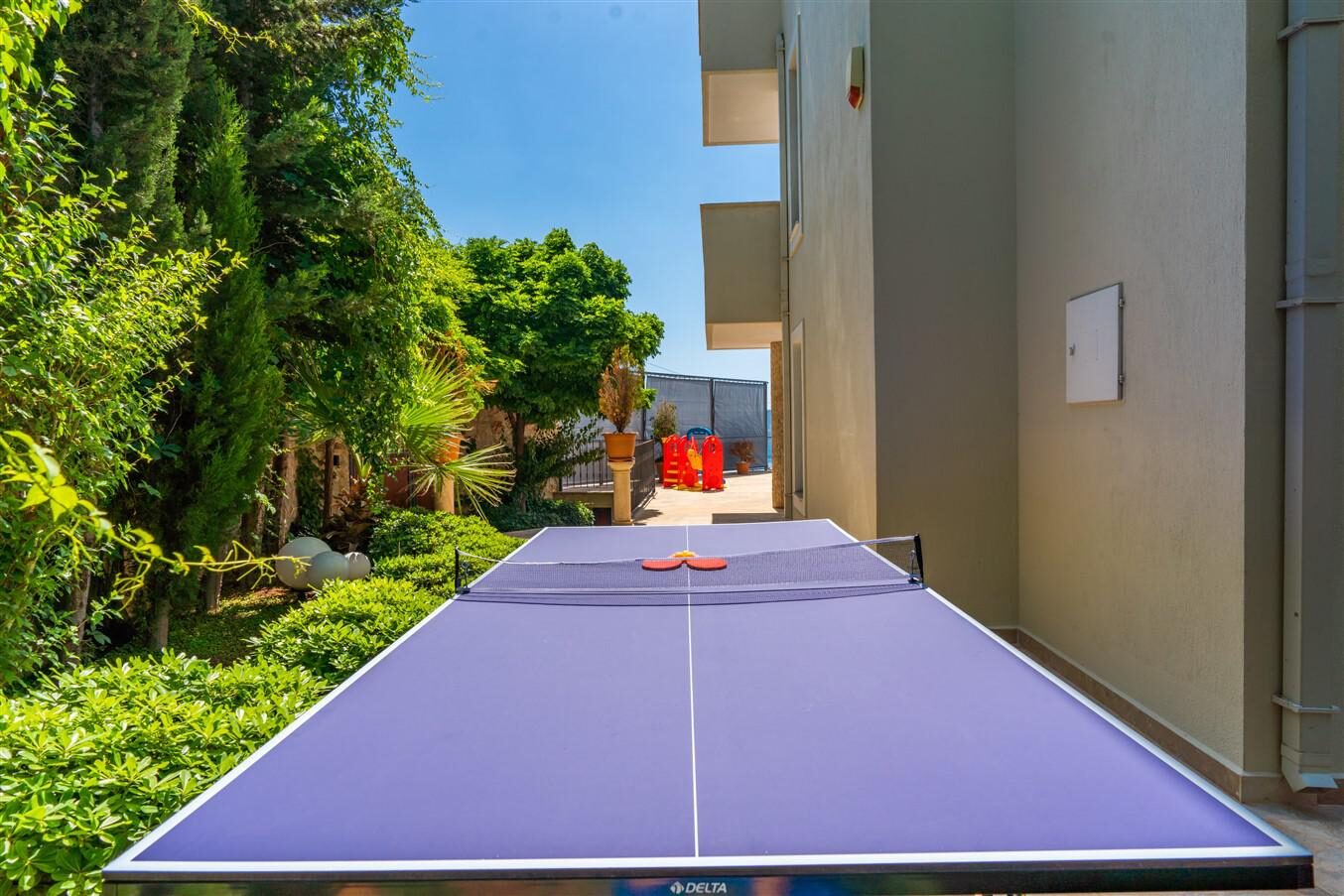 Villa Kral — 163