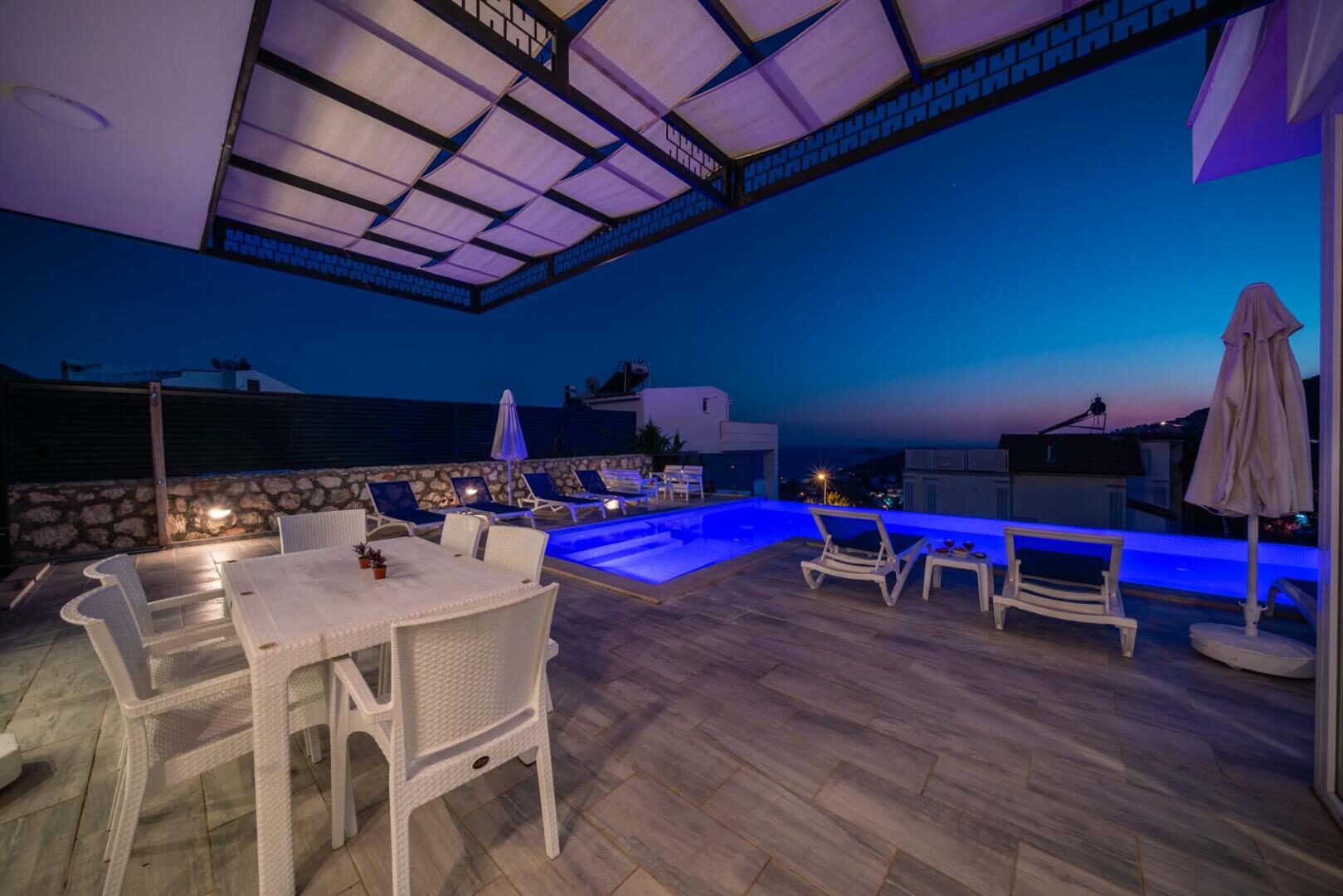 Villa Platos — 28