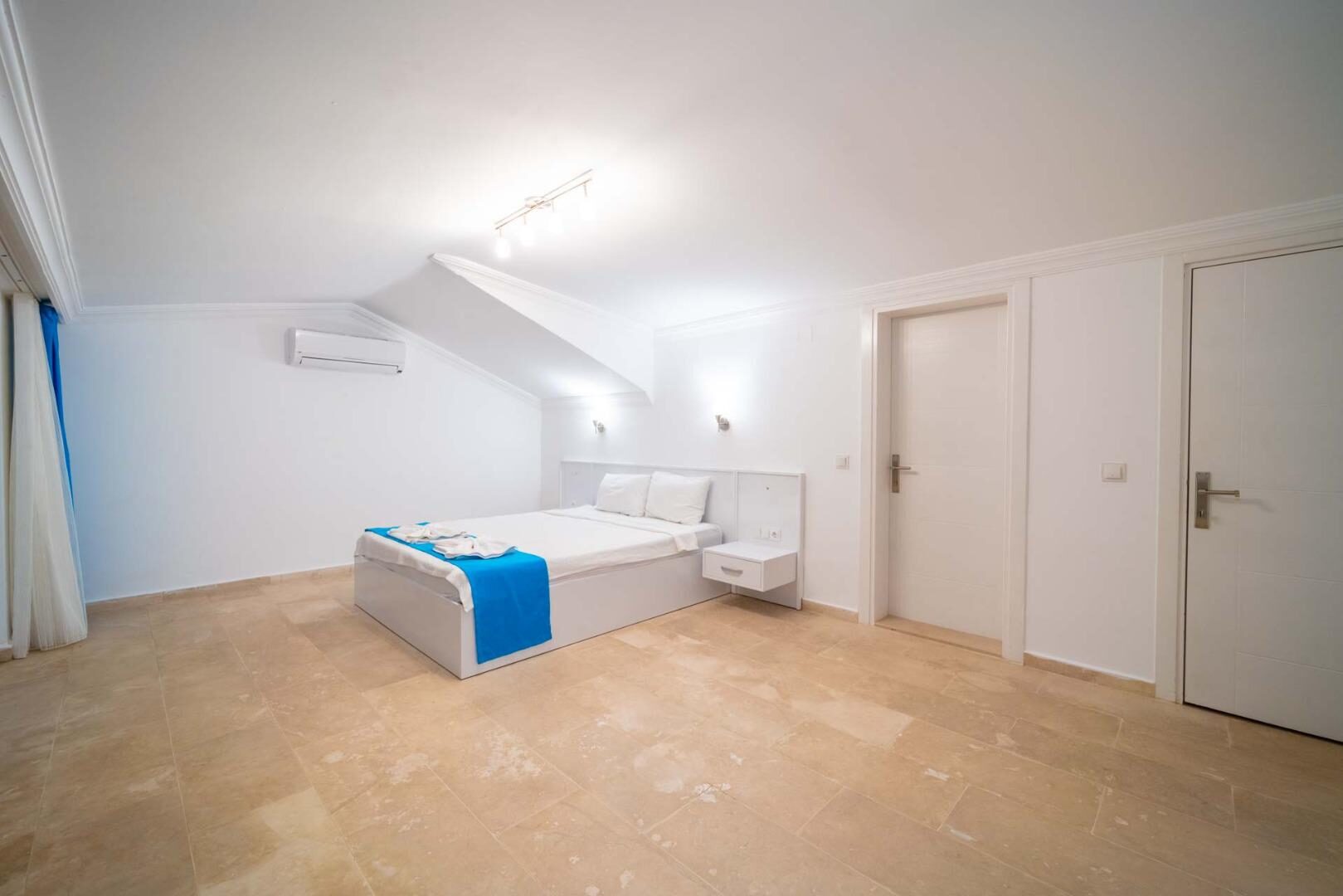Villa Visos — 40