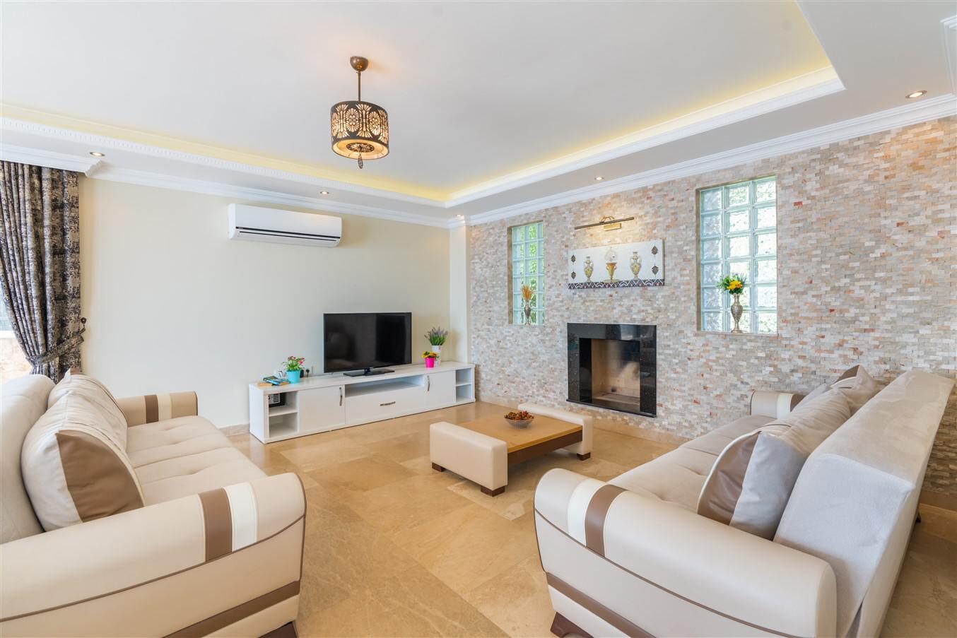 Villa Kral — 177