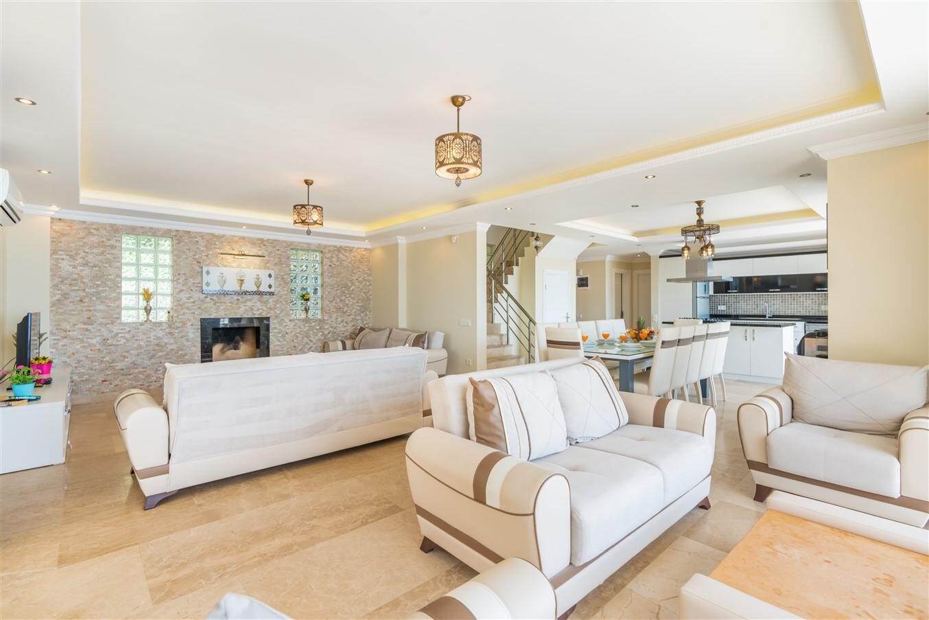 Villa Kral — 182
