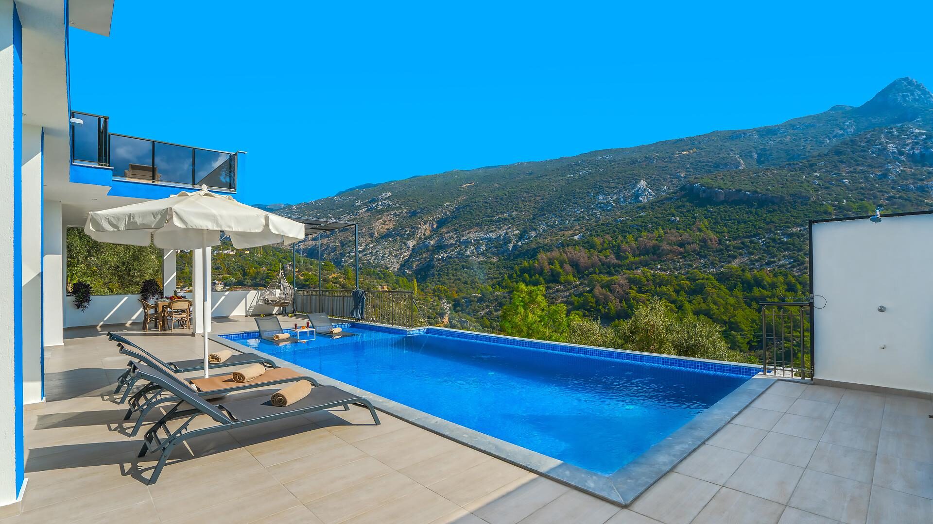 Villa Bozo 2 — 15
