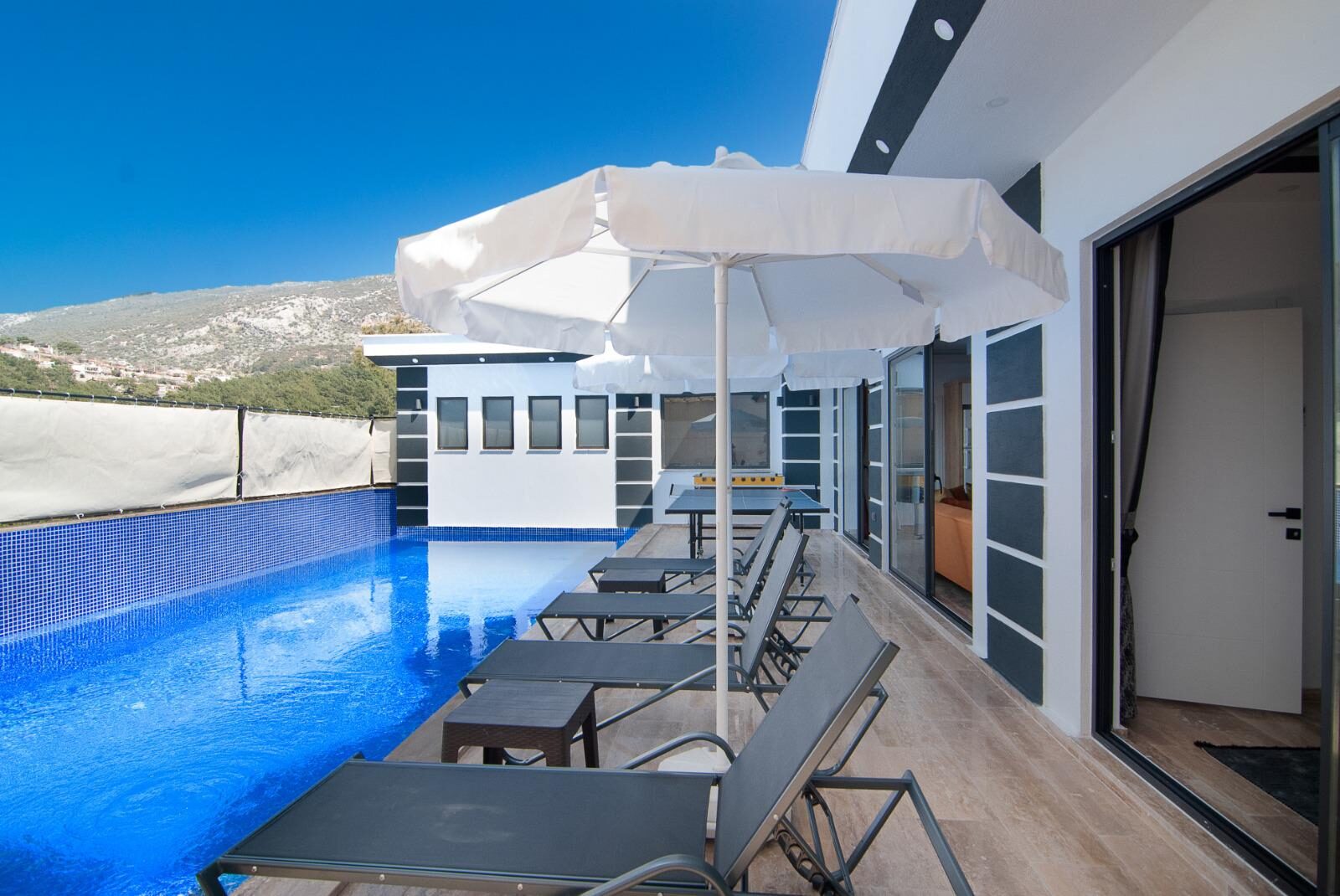 Villa Anemon 4 — 7