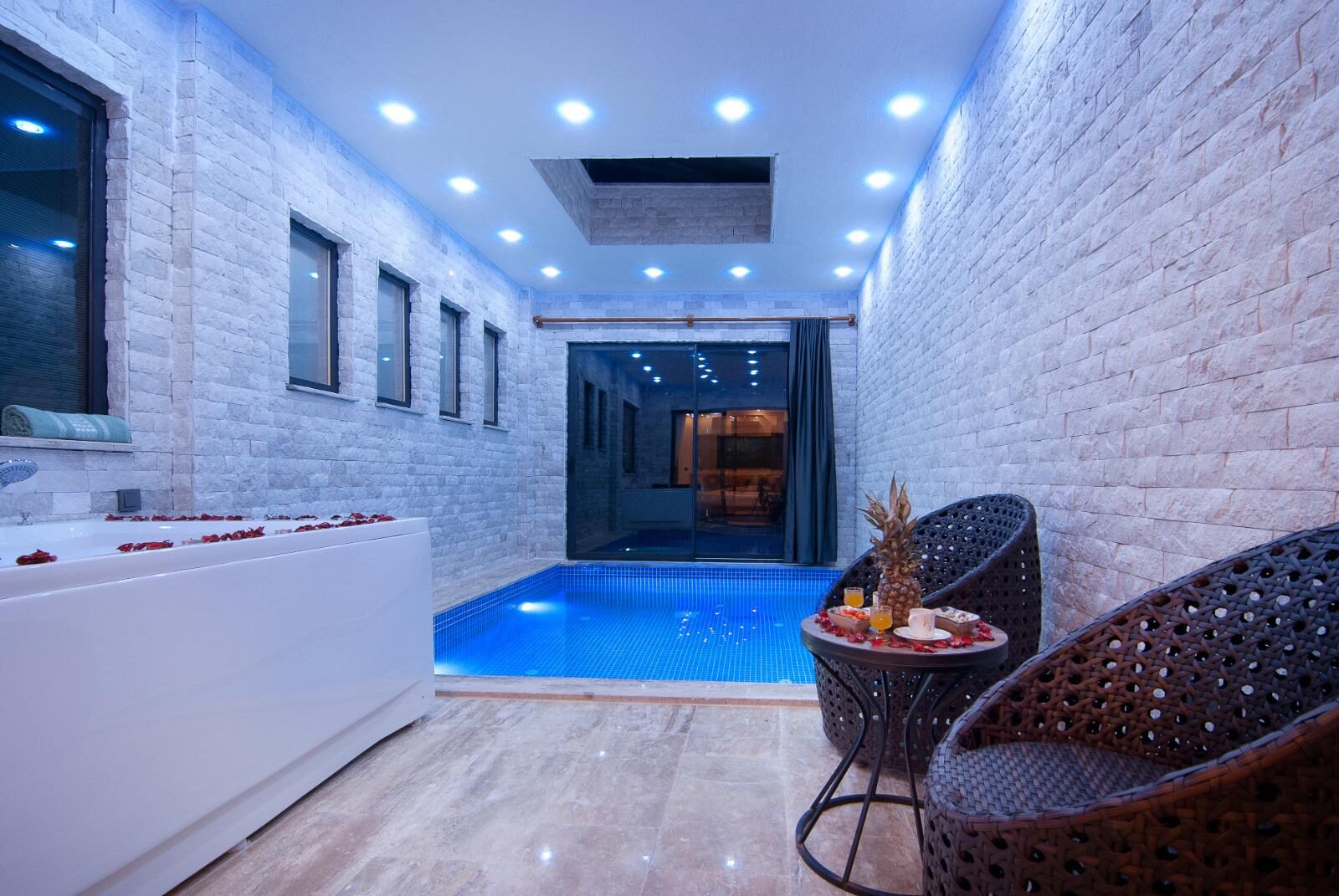 Villa Anemon 4 — 18