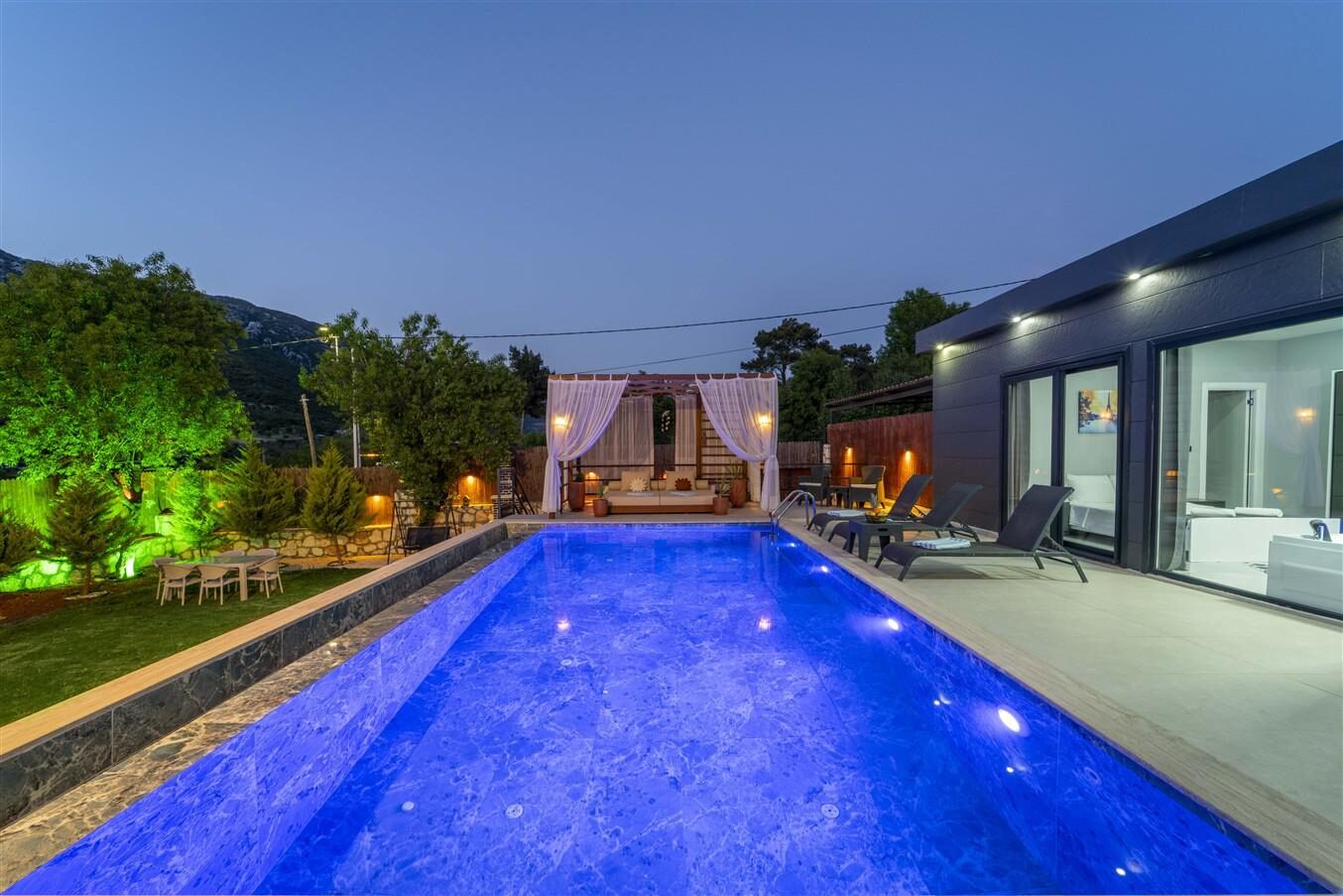 Villa Zemra — 52