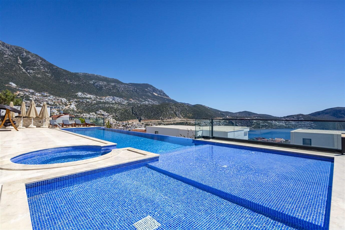 Villa Tigra — 19
