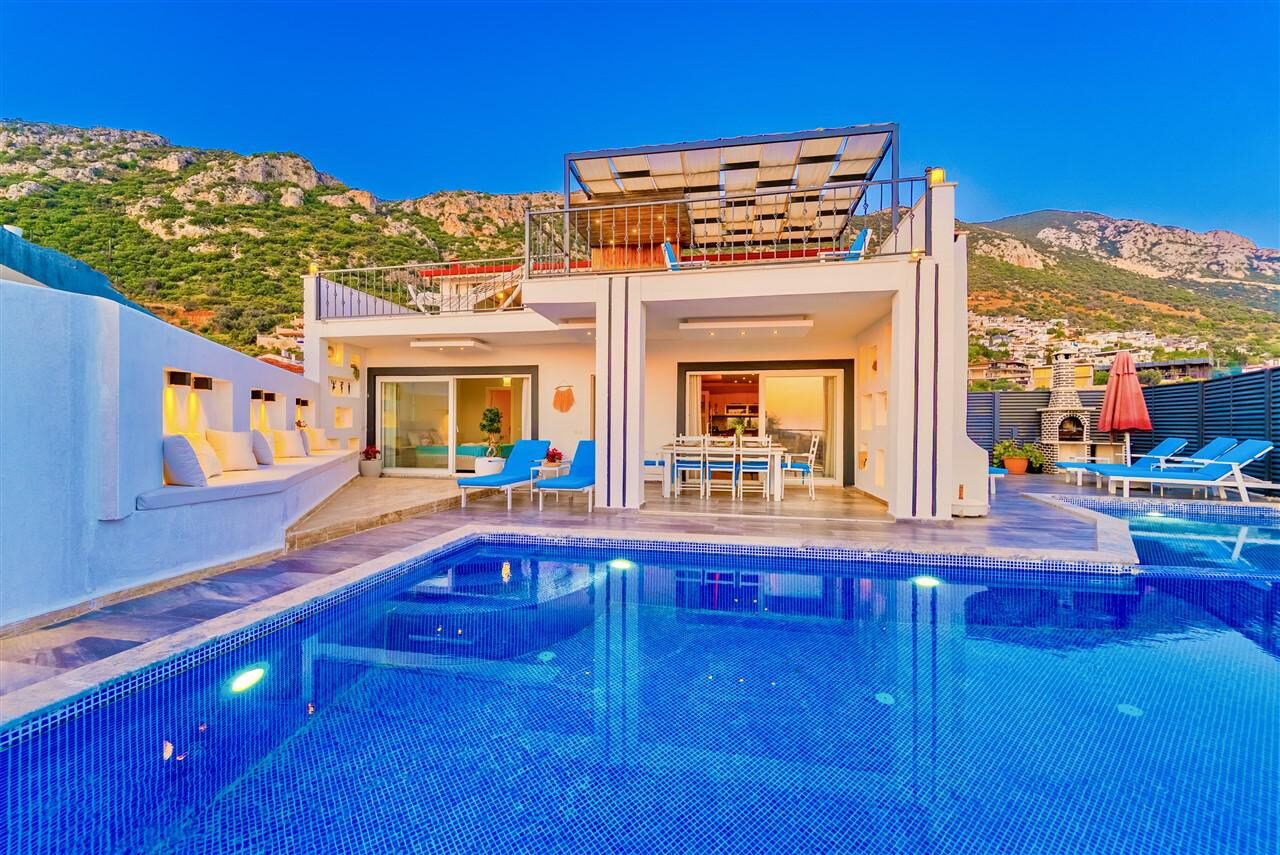 Villa Charm — 1
