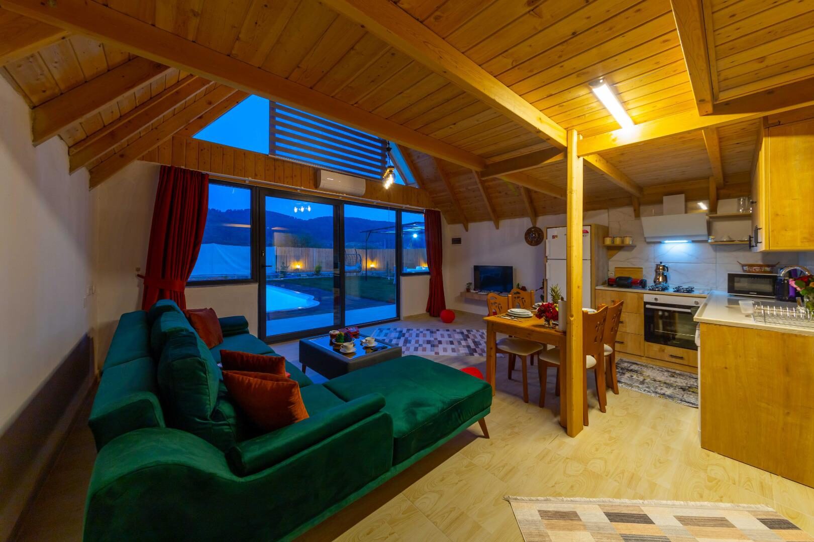 Villa Mentes — 14